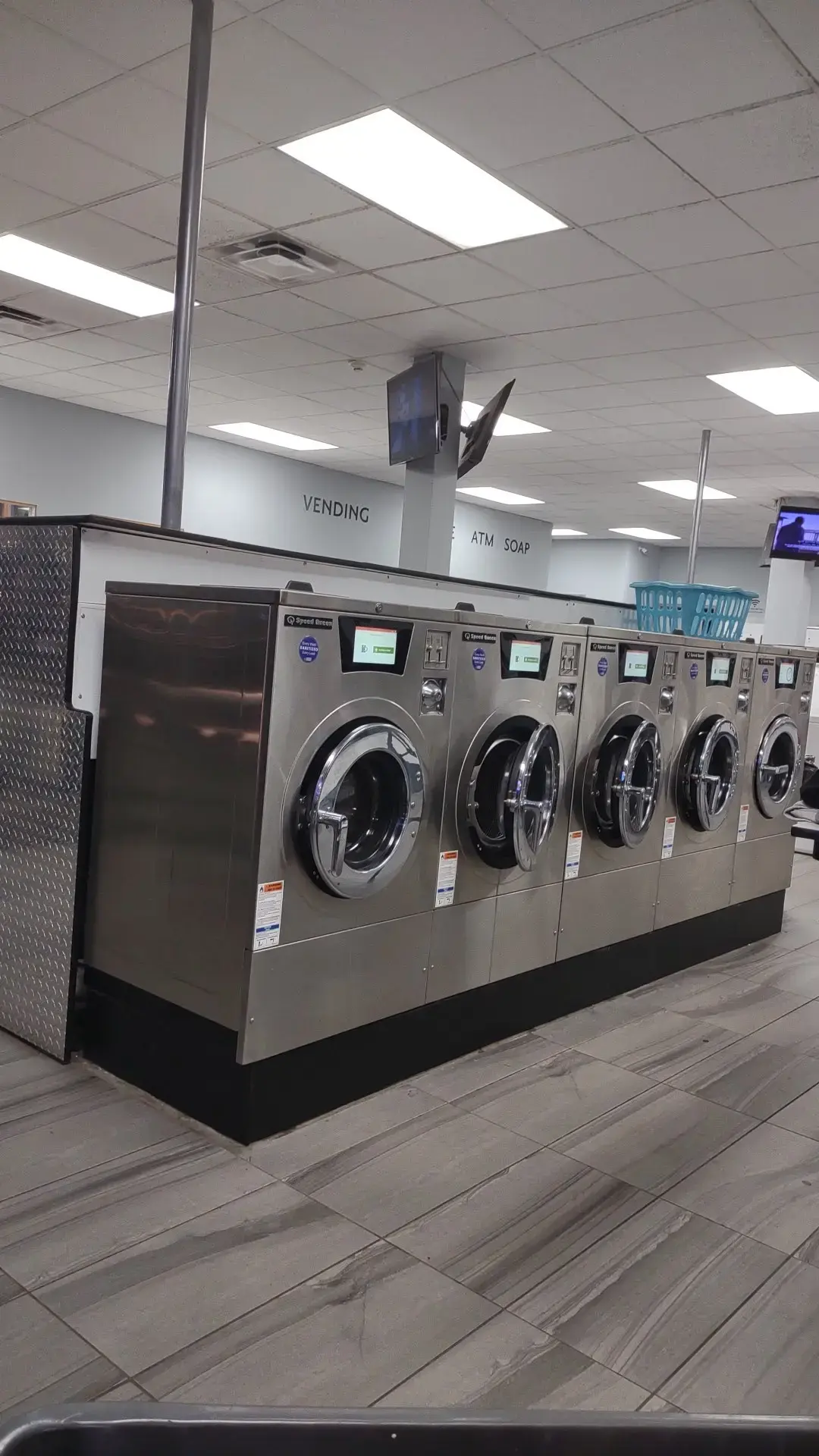 Rogy's Coin Laundry & Dry Cleaning thumbnail 2