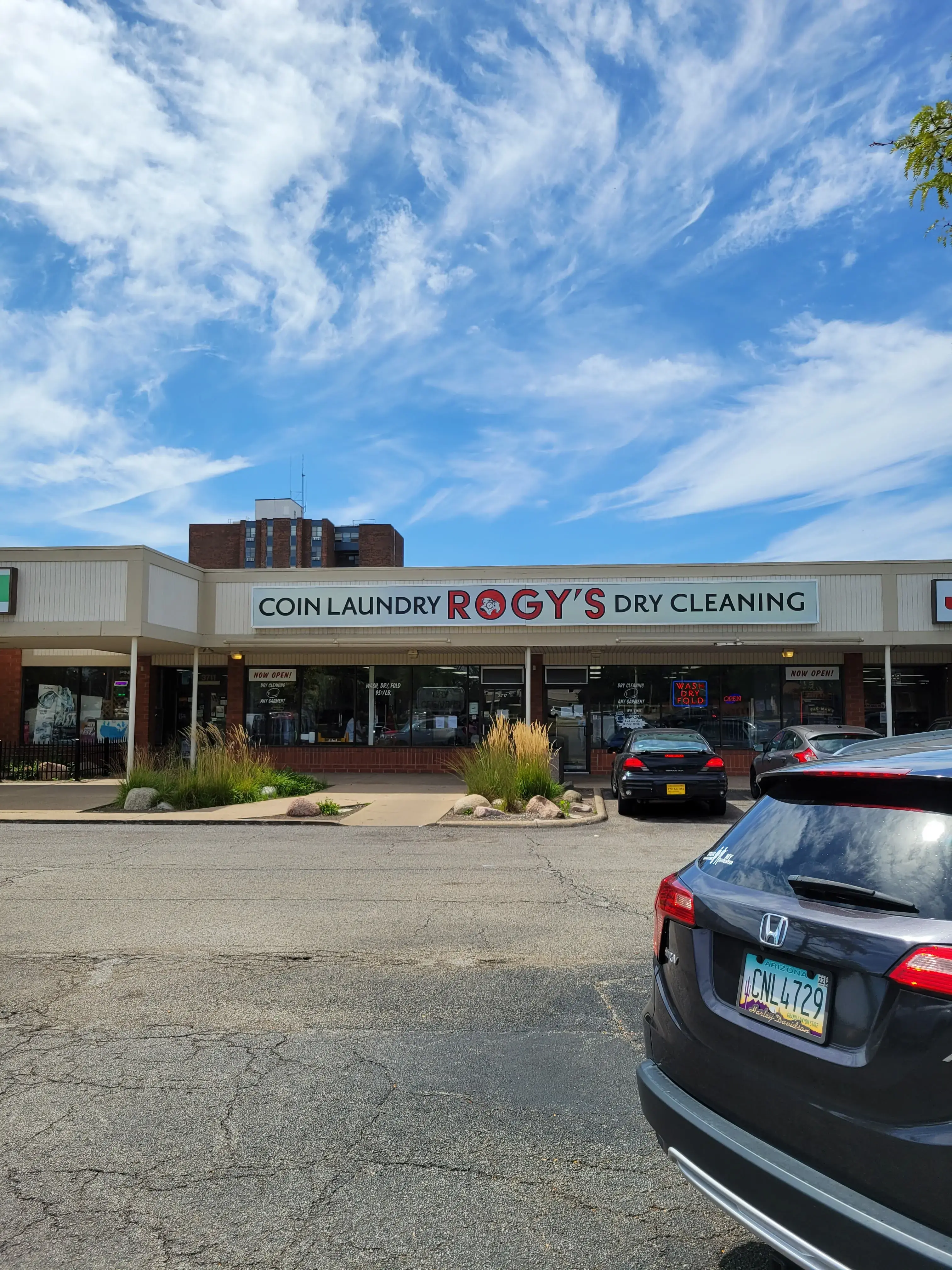 Rogy's Coin Laundry & Dry Cleaning location