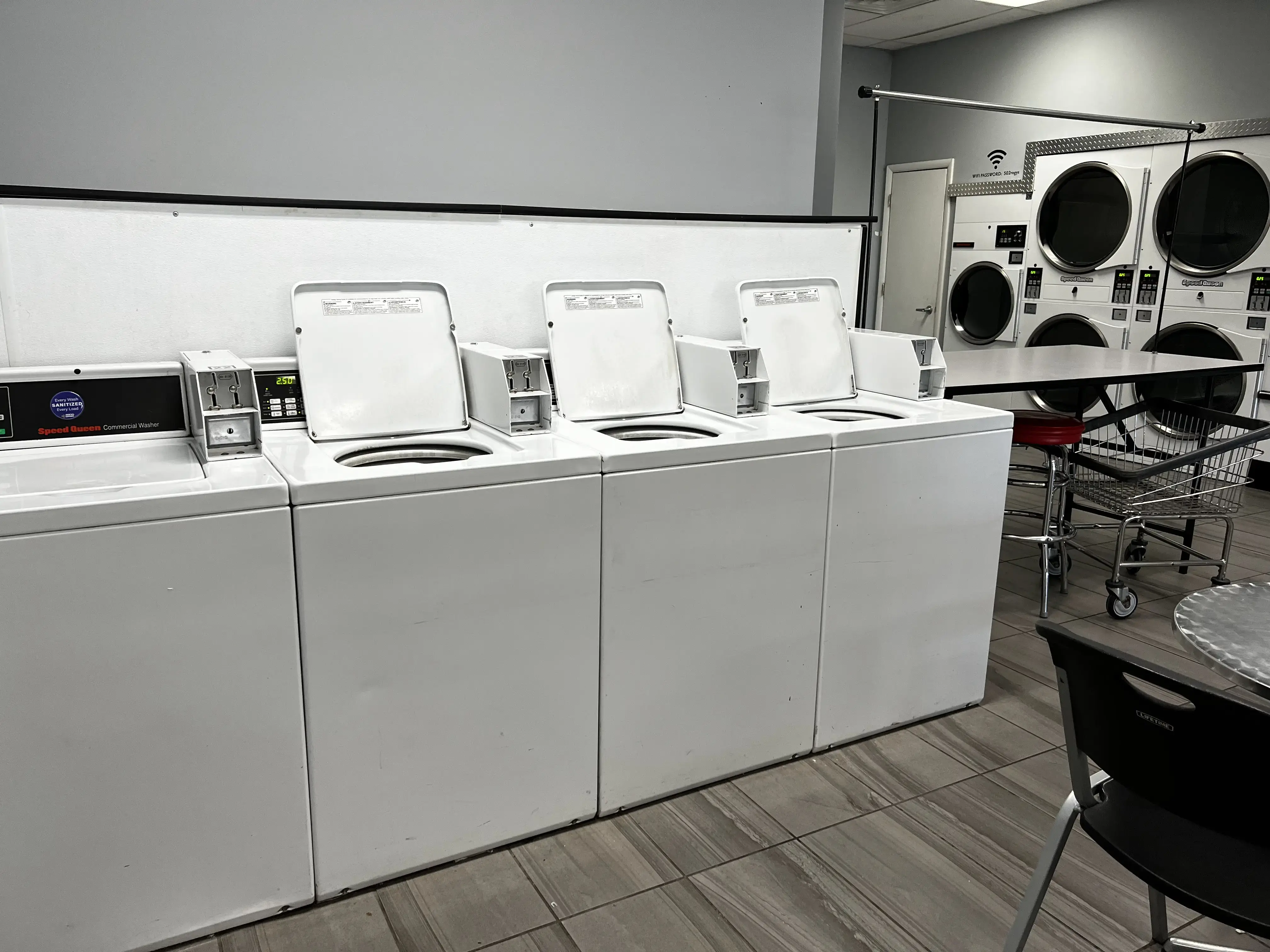 Rogy's Laundry & Dry Cleaning, LLC - Image 5