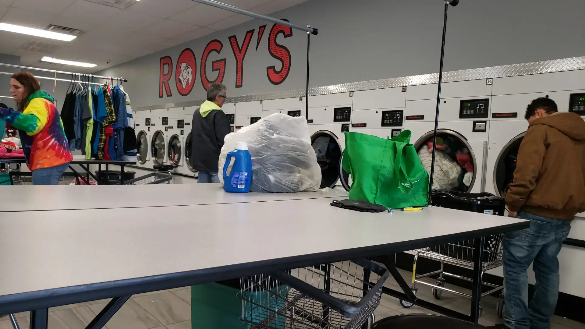 Rogy's Laundry & Dry Cleaning, LLC - Image 6