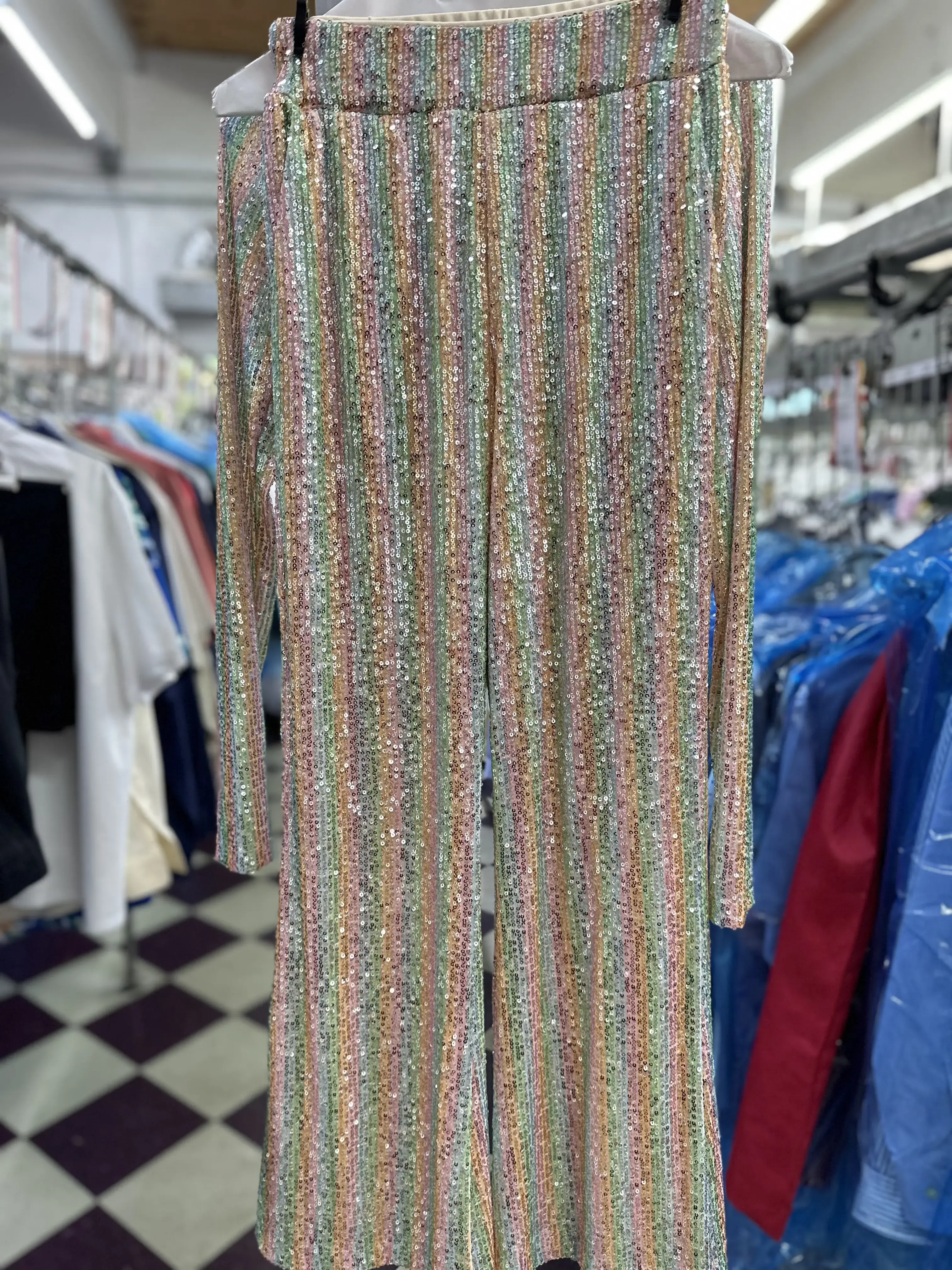 Romie's Cleaners - Image 11