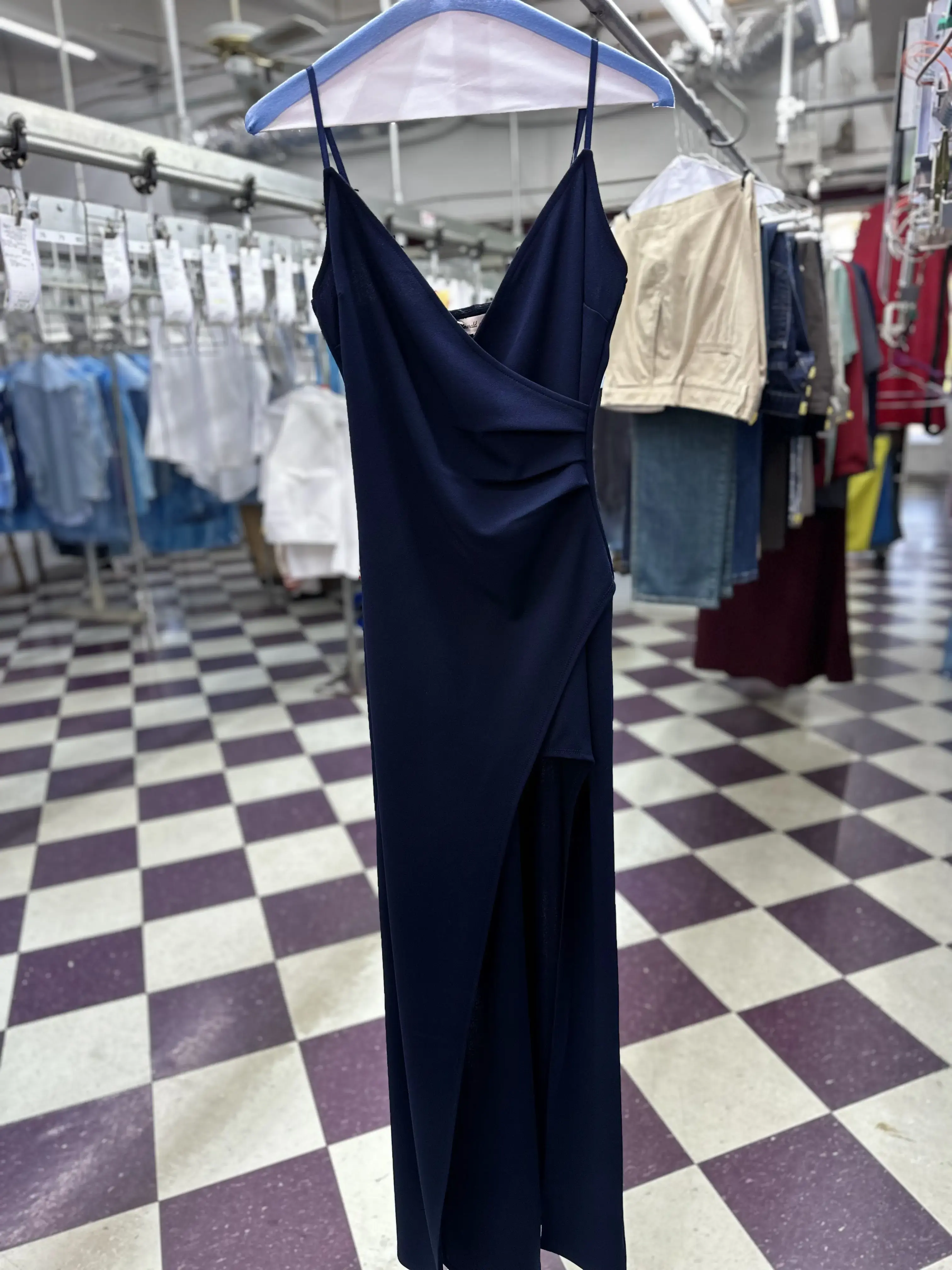 Romie's Cleaners - Image 7