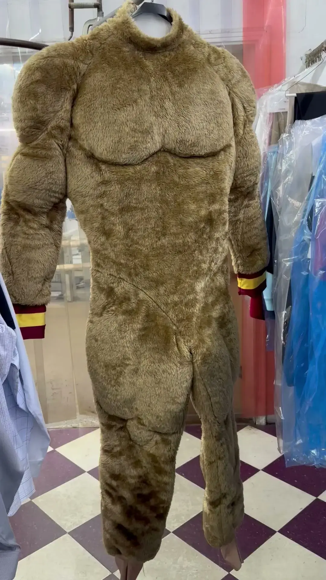 Romie's Cleaners - Image 14