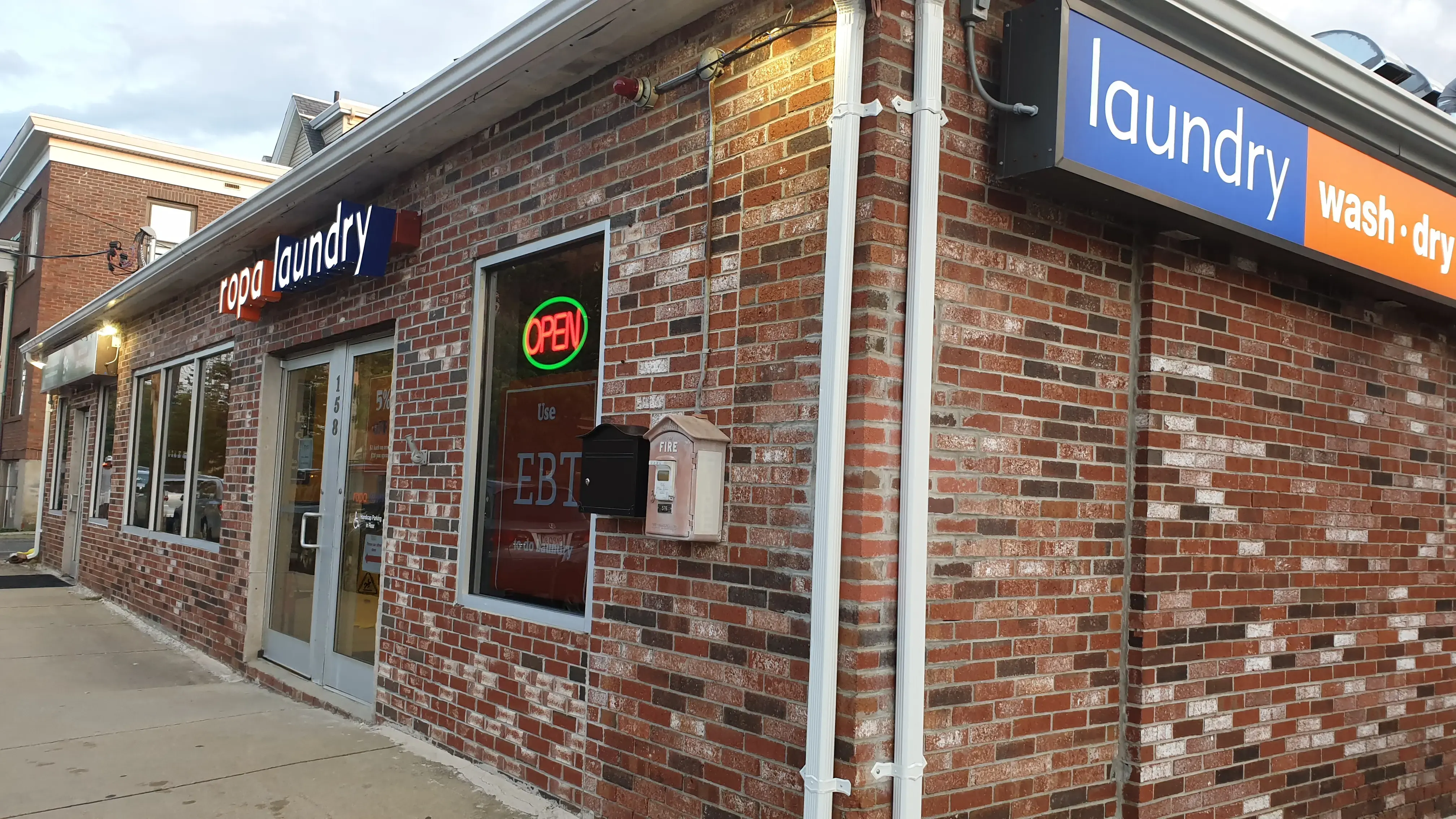 Ropa Laundry - Image 11