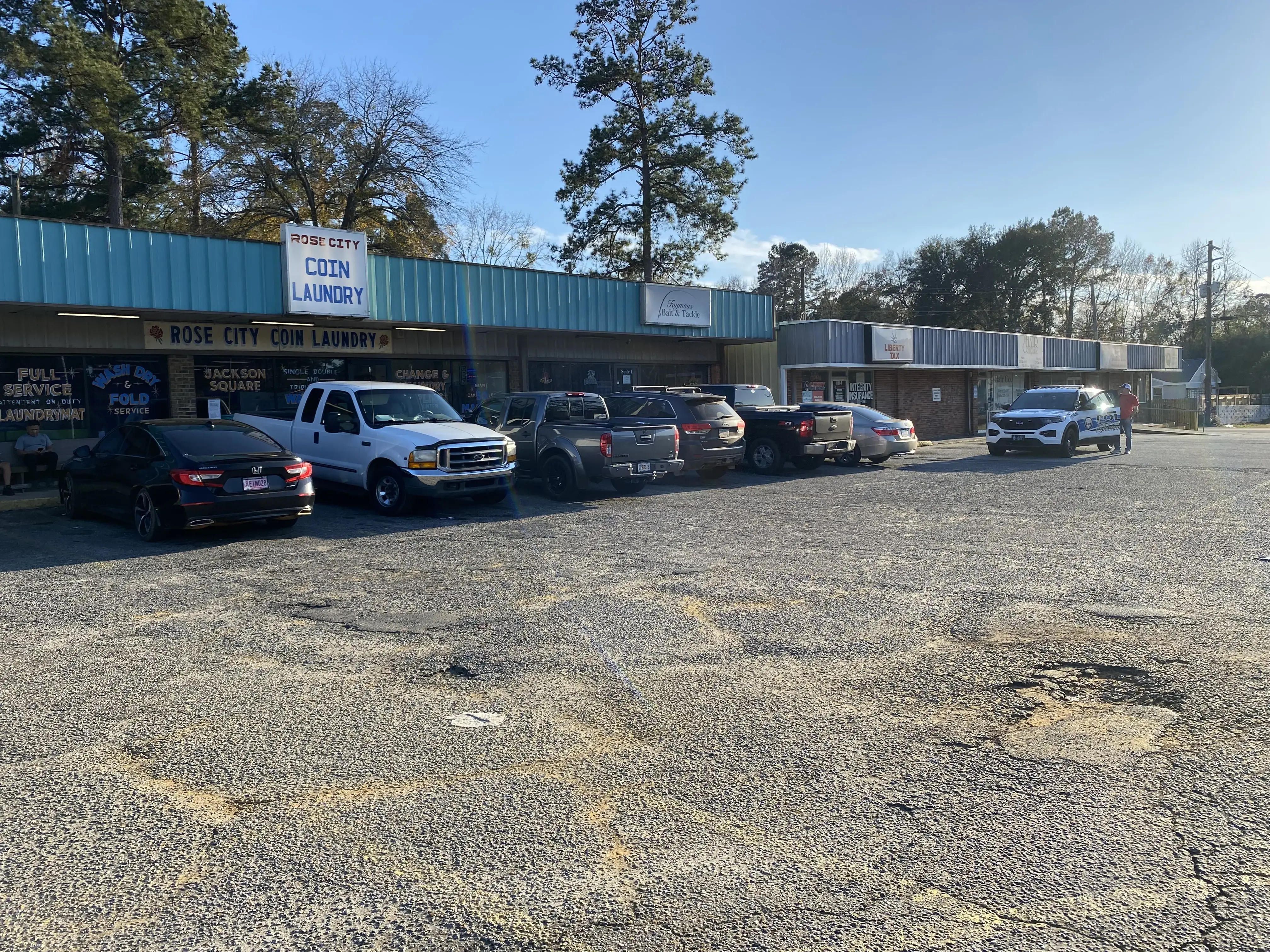 Rose City Coin Laundry LLC thumbnail 1