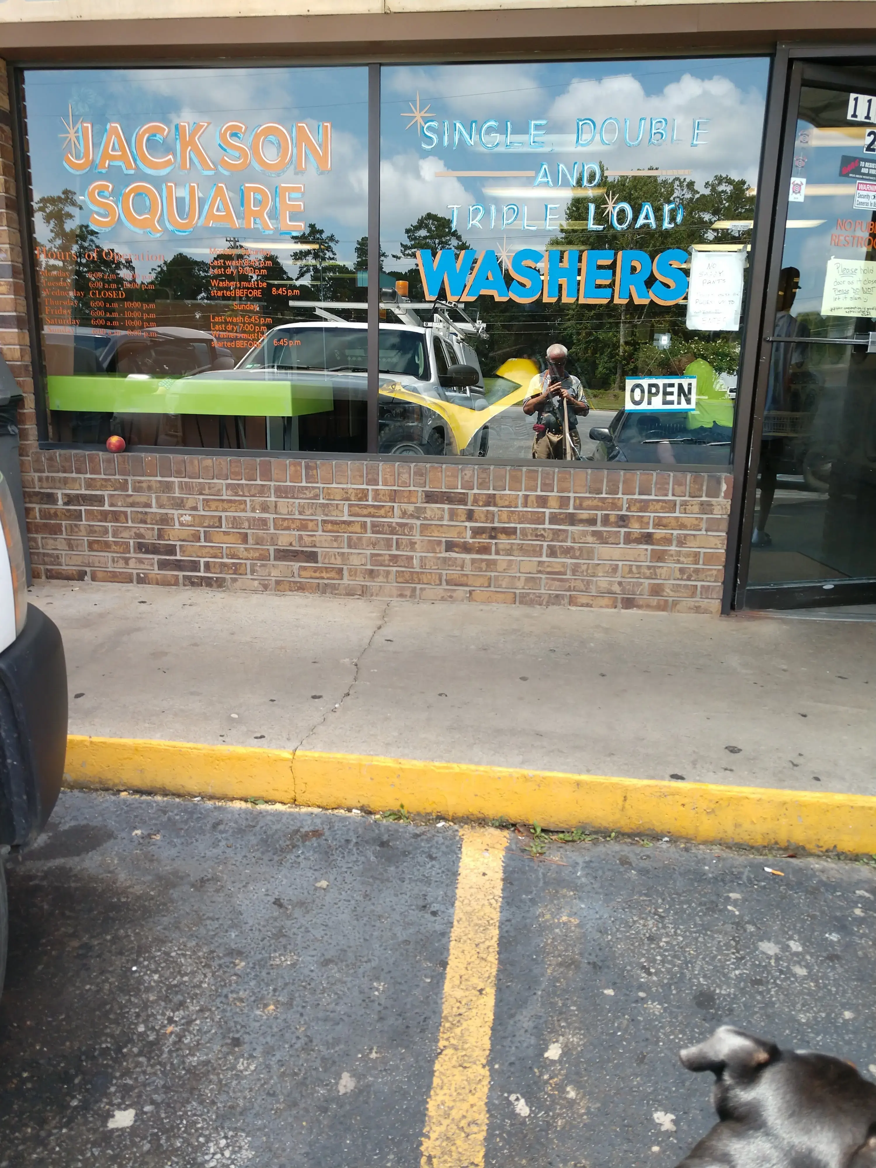 Rose City Coin Laundry LLC thumbnail 9