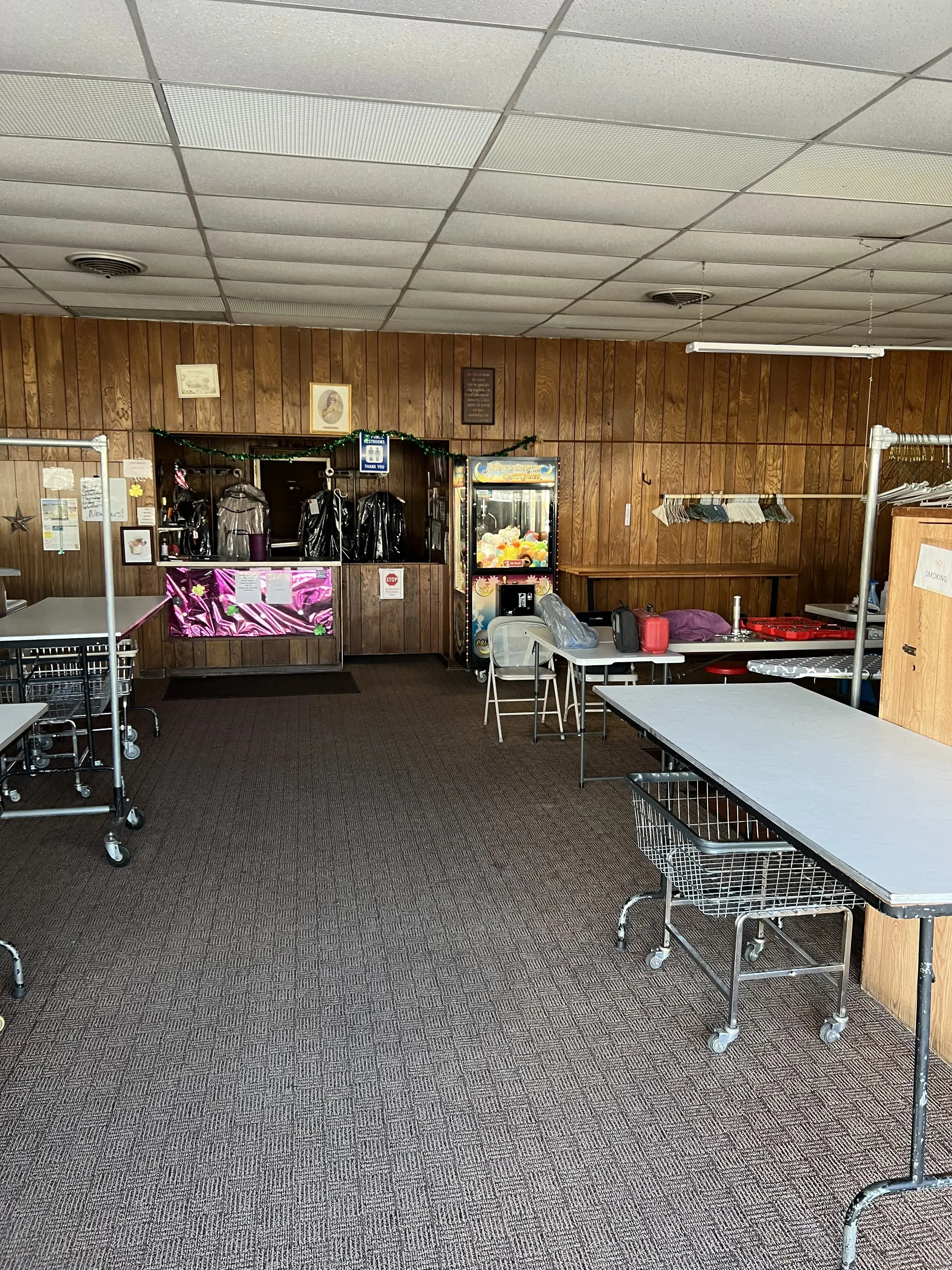 Rose Dry Cleaners & Laundromat - Image 14