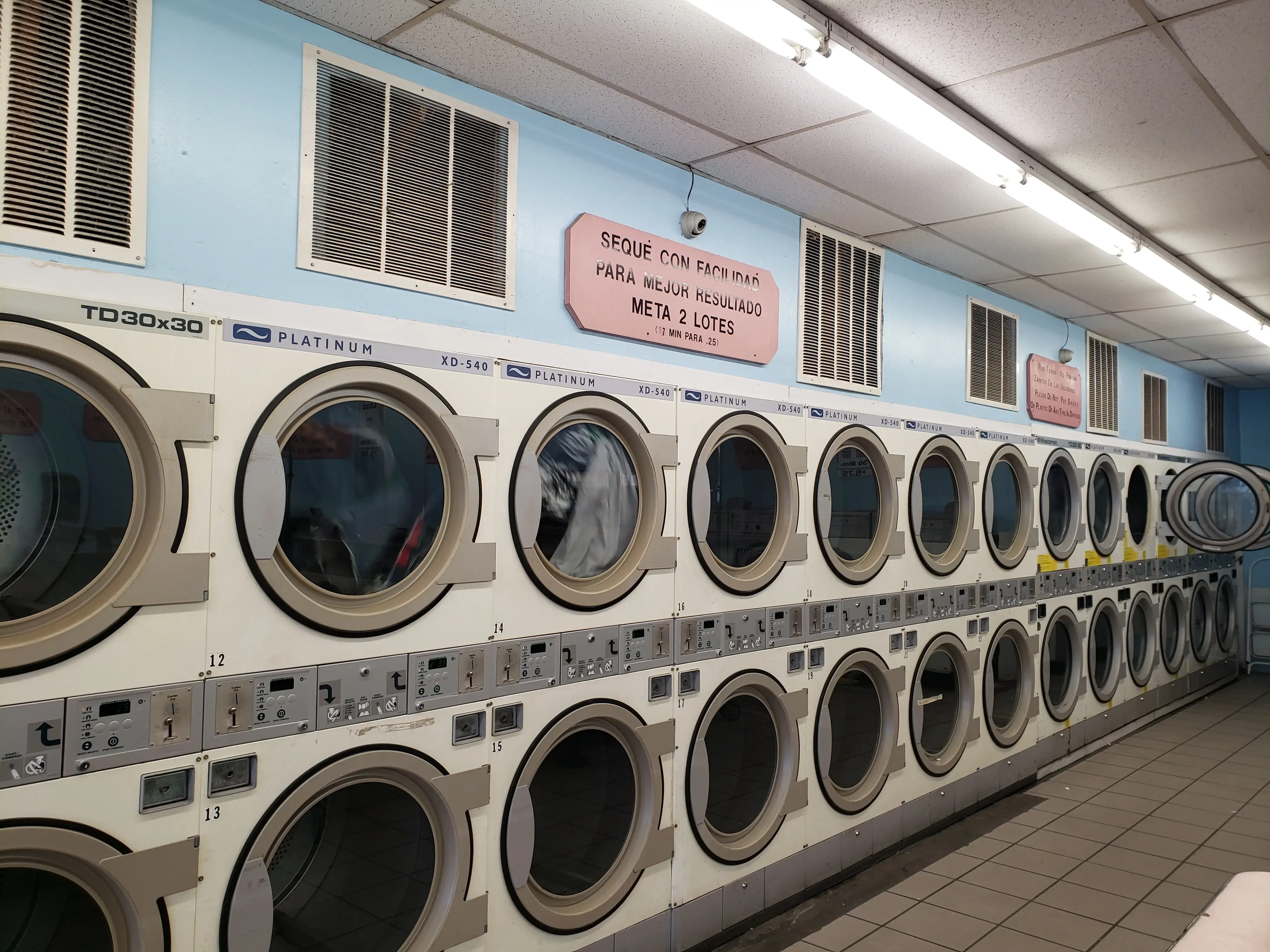 Rosebud Drycleaners & Launderette - Image 5