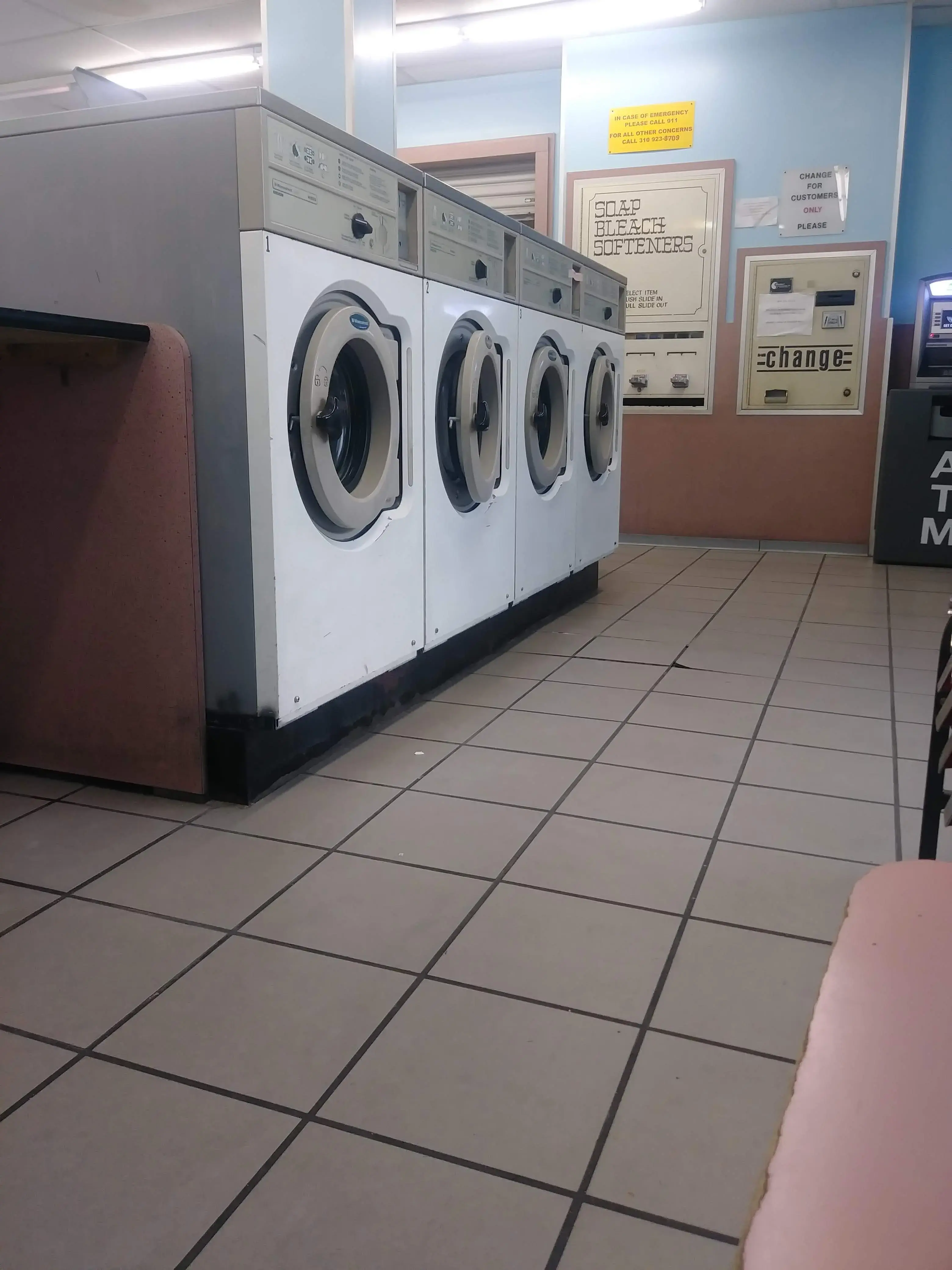 Rosebud Drycleaners & Launderette thumbnail 14