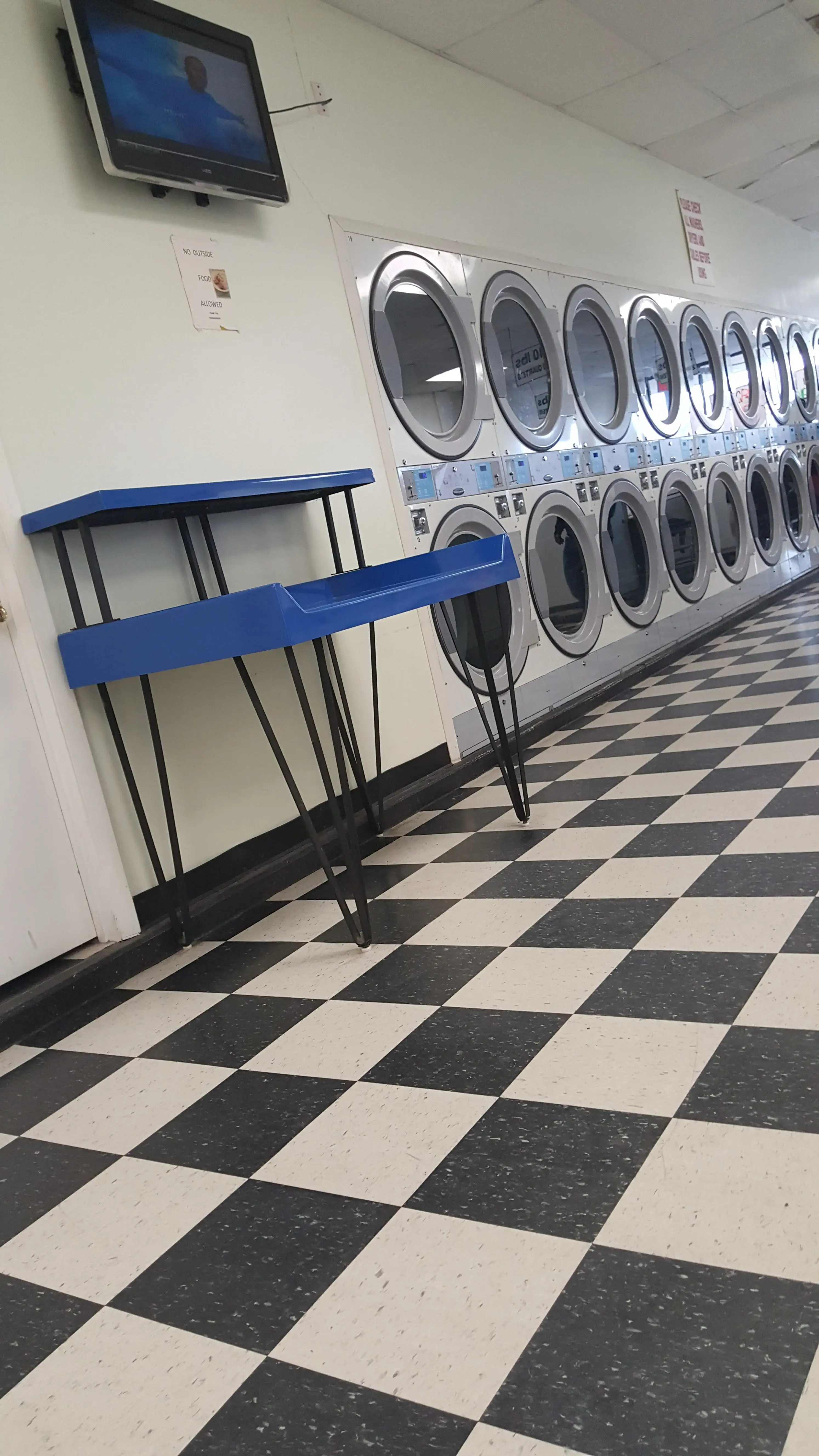 Rosecroft Laundromat thumbnail 6