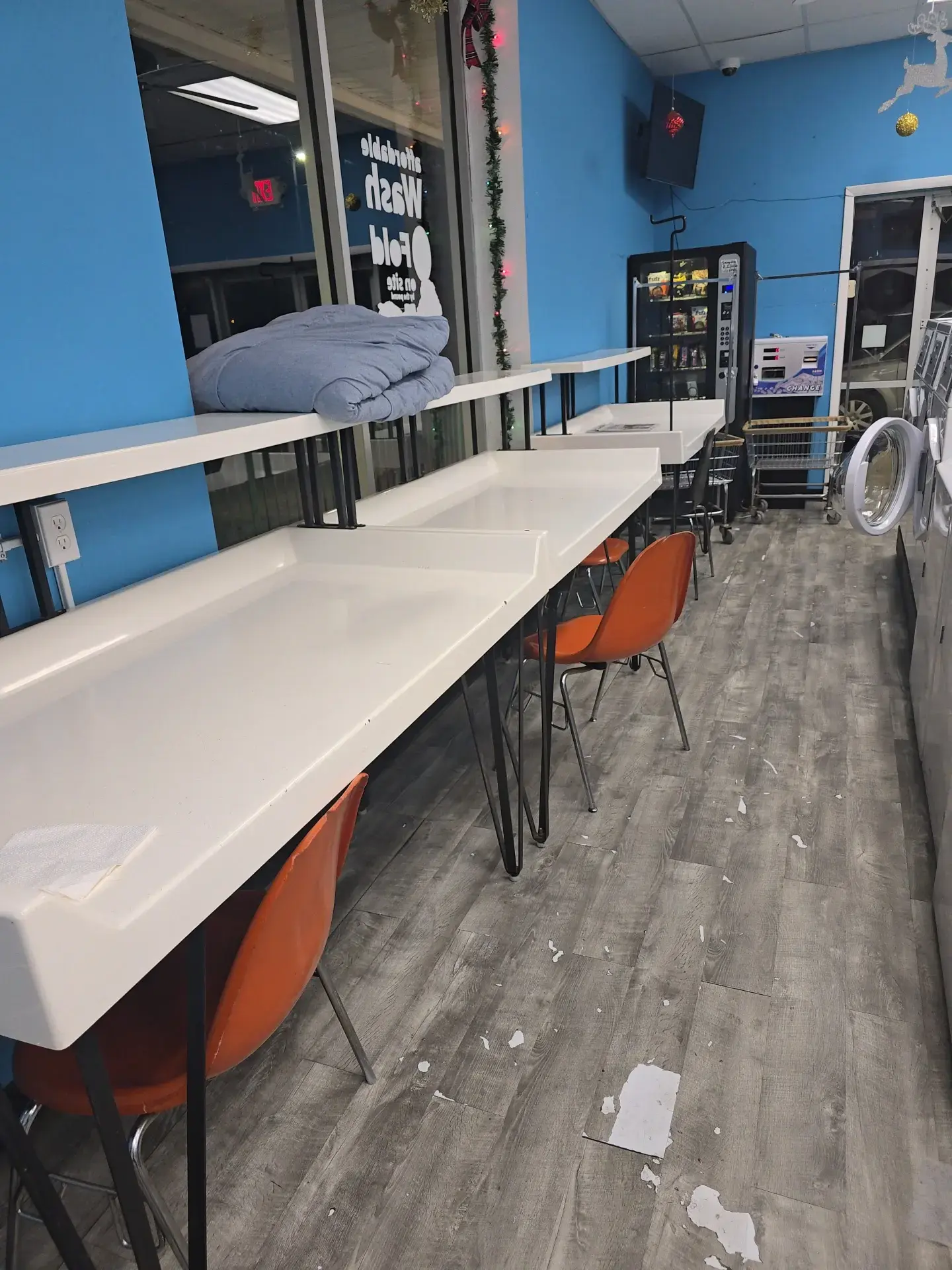 Rosedale laundromat thumbnail 5