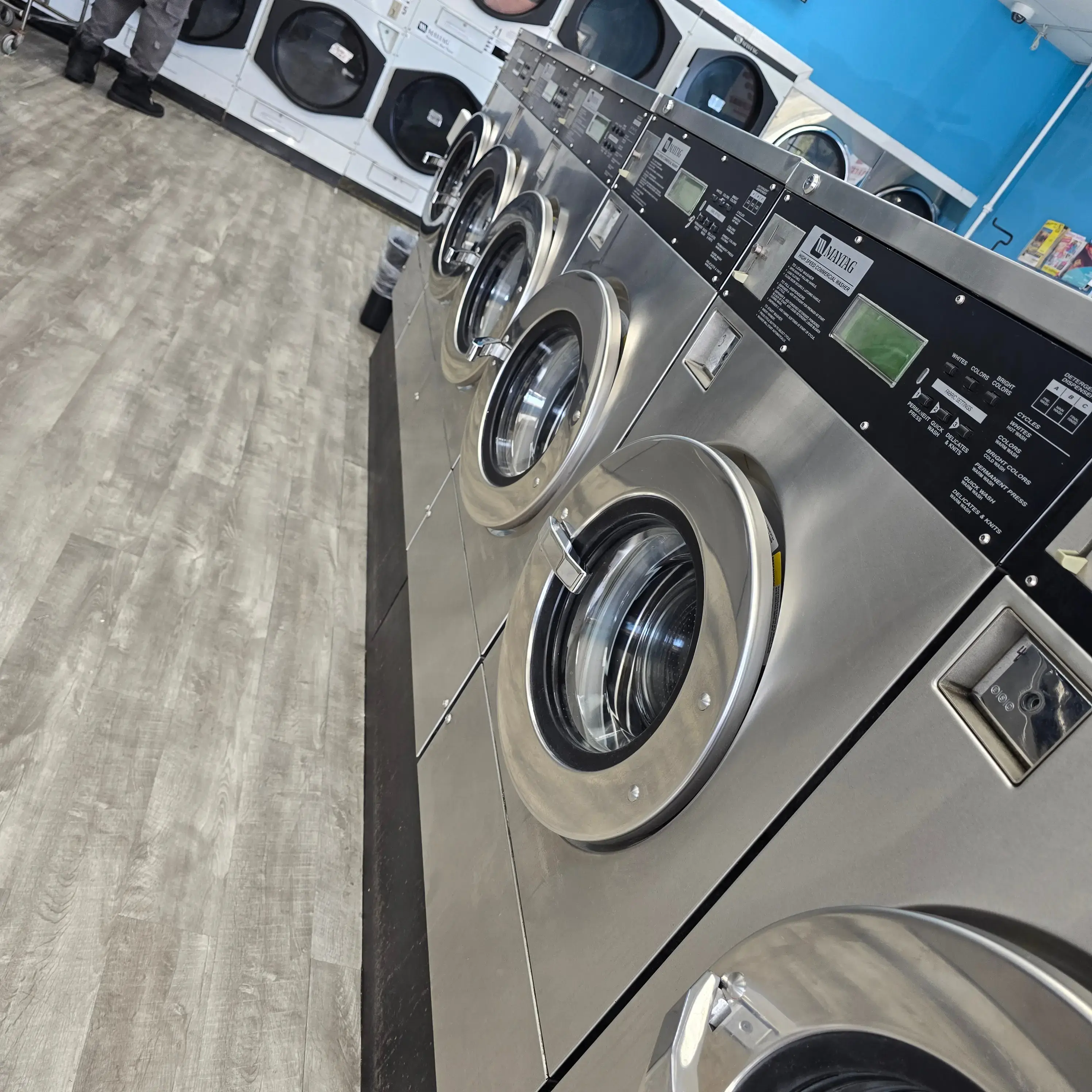 Rosedale laundromat thumbnail 10