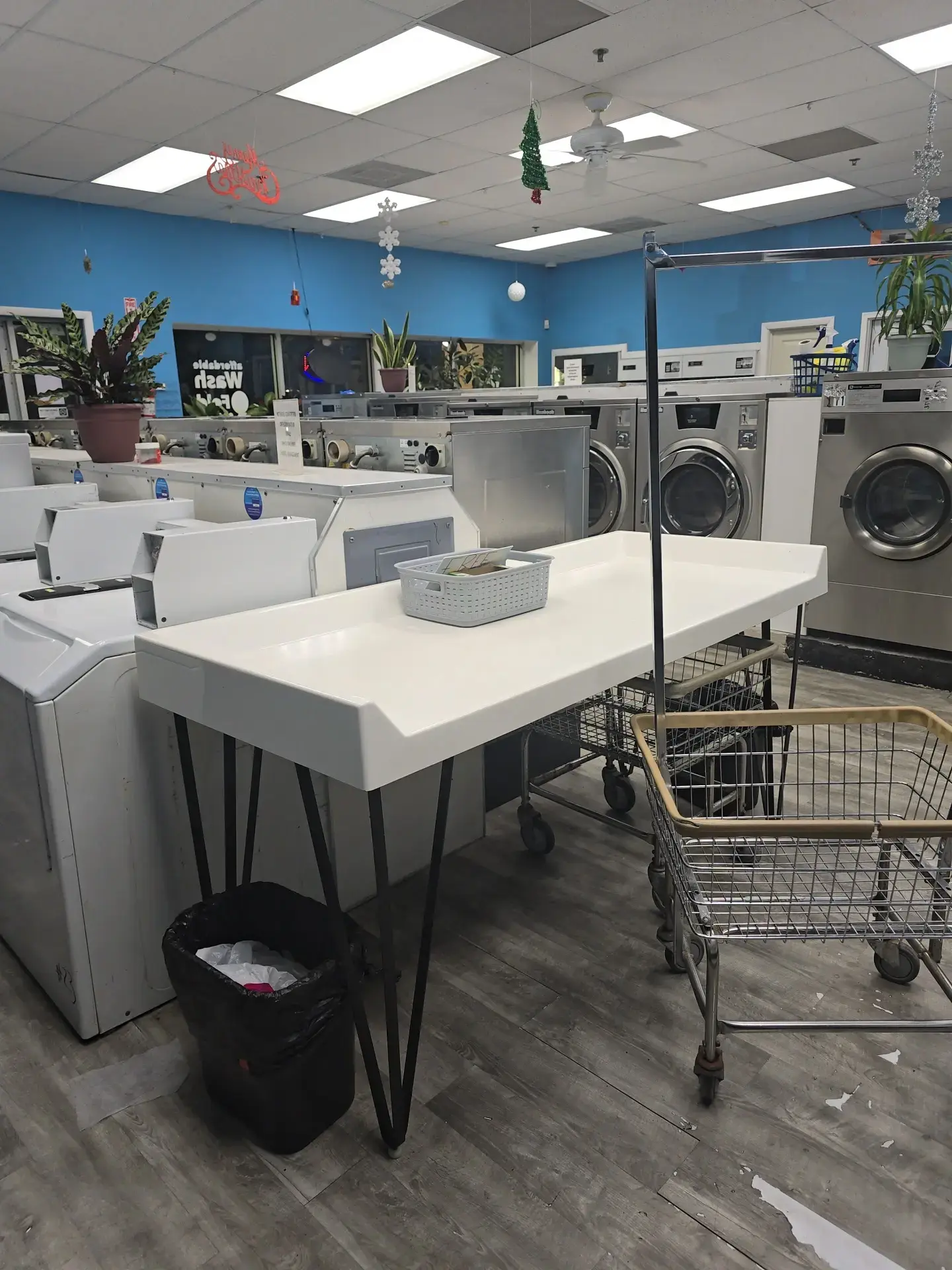 Rosedale laundromat - Image 9