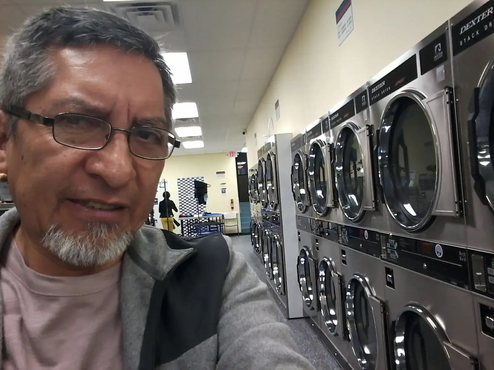 Roselle Laundromat thumbnail 5