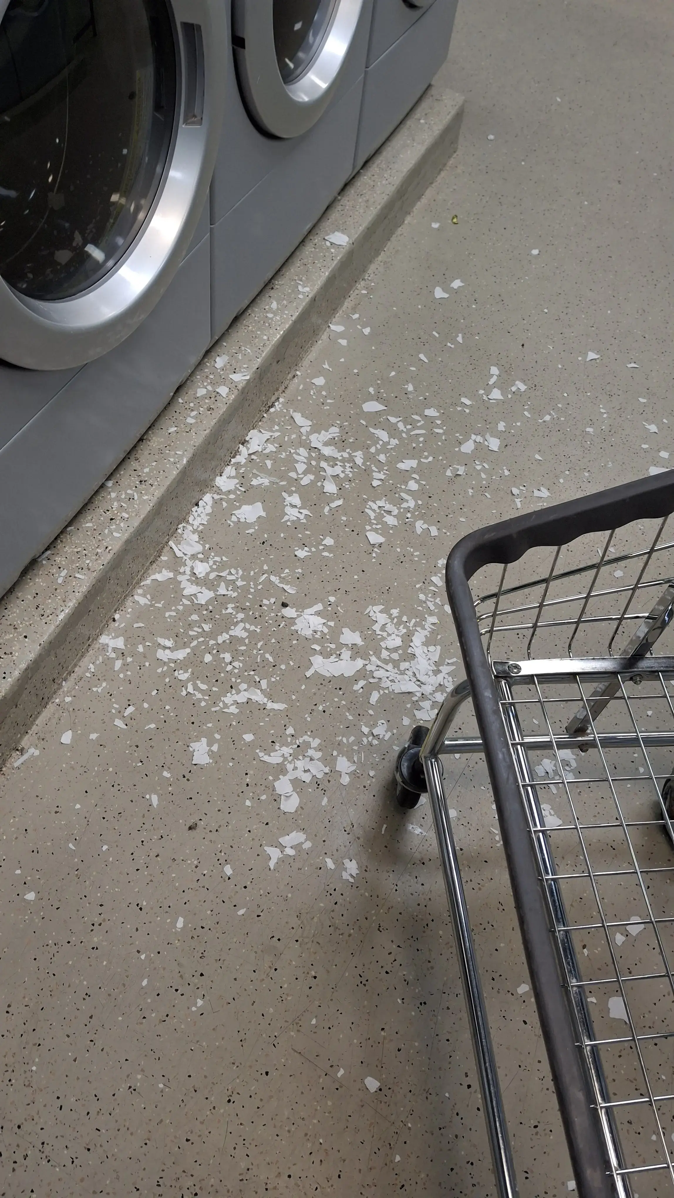 Roseville Laundry thumbnail 11