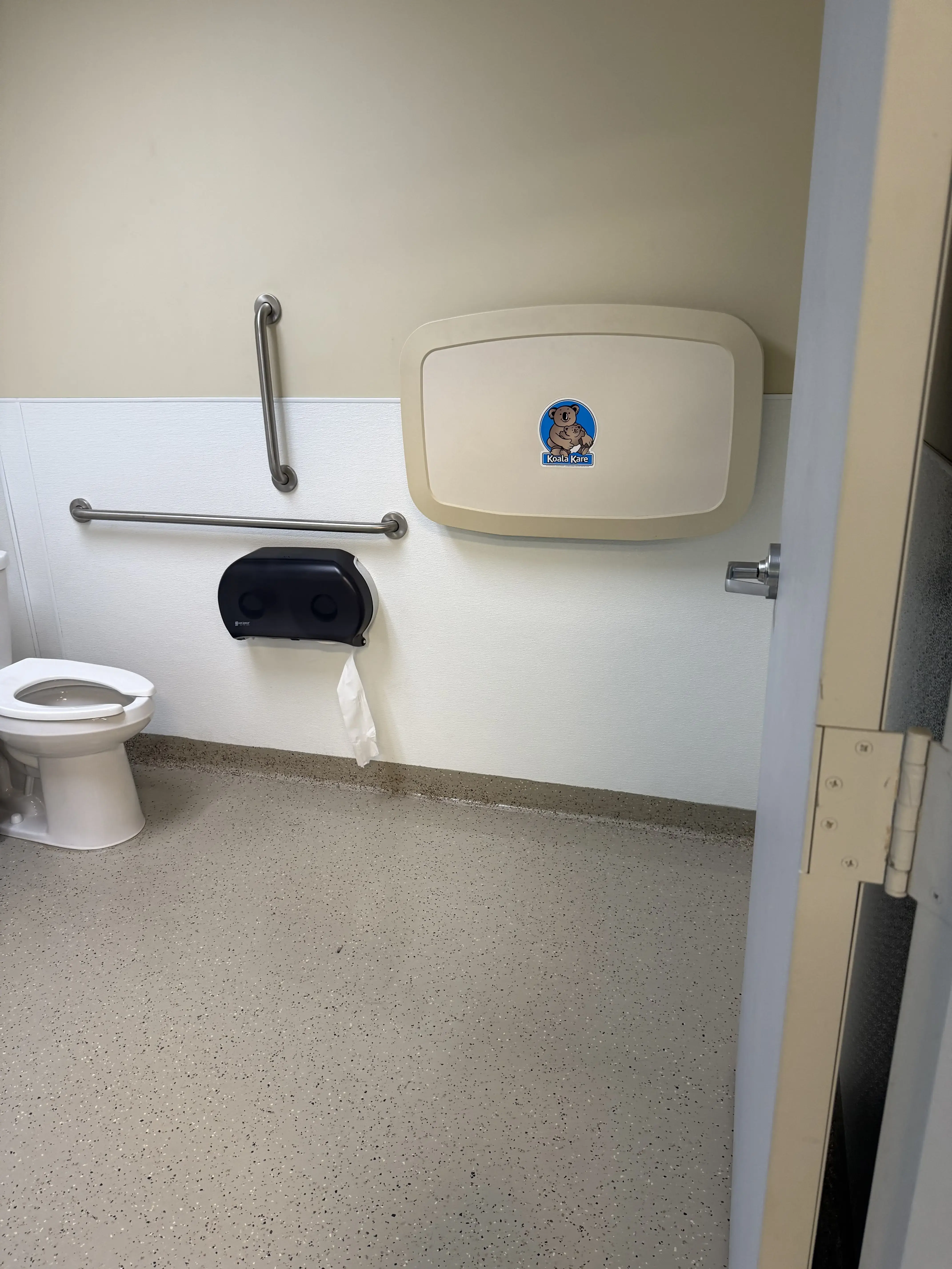 Roseville Laundry - Image 12