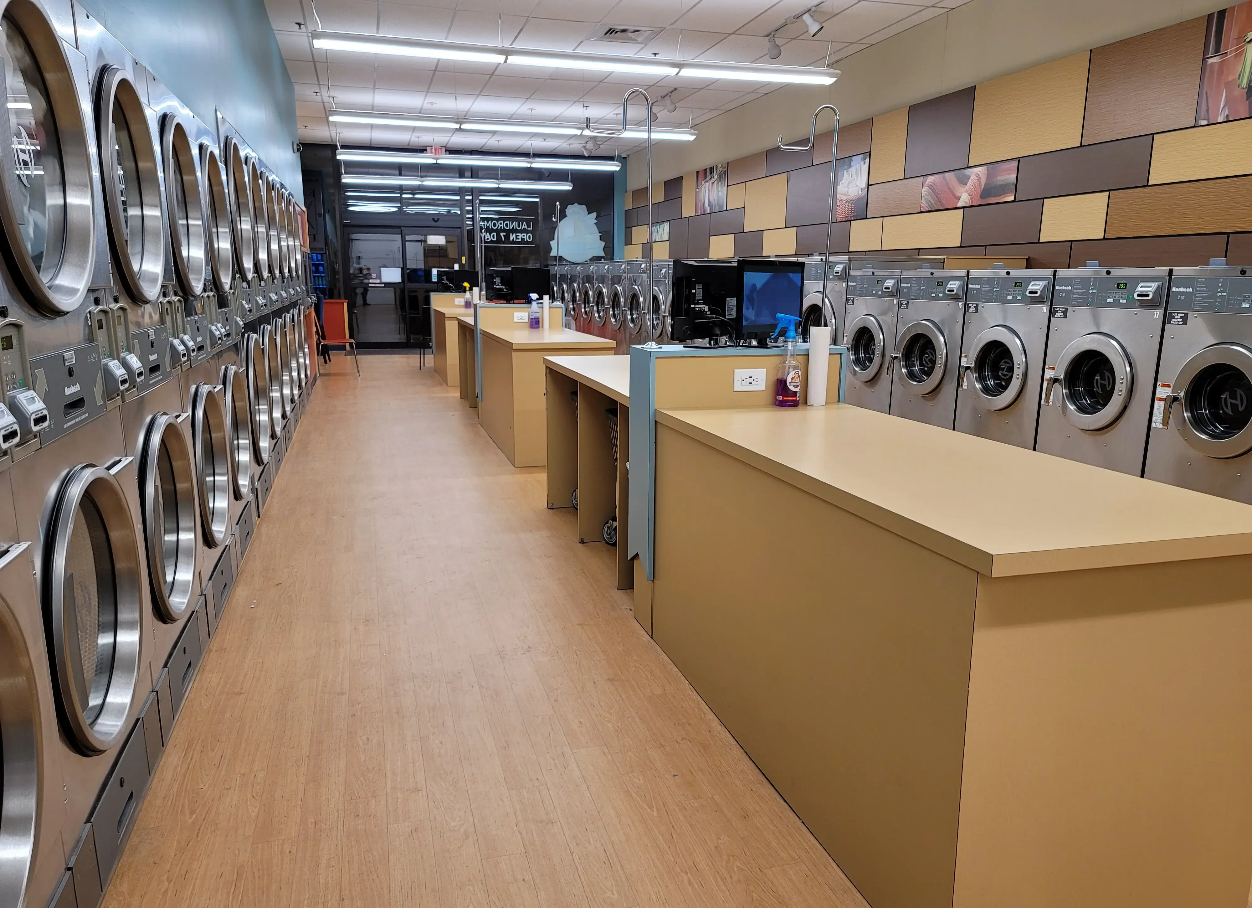 Rosie's Laundry Company thumbnail 3