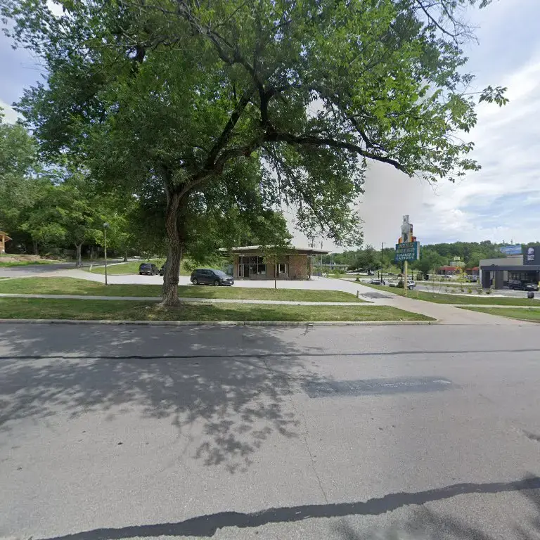 Ross Miller Dry Cleaners - Kansas City - Image 1