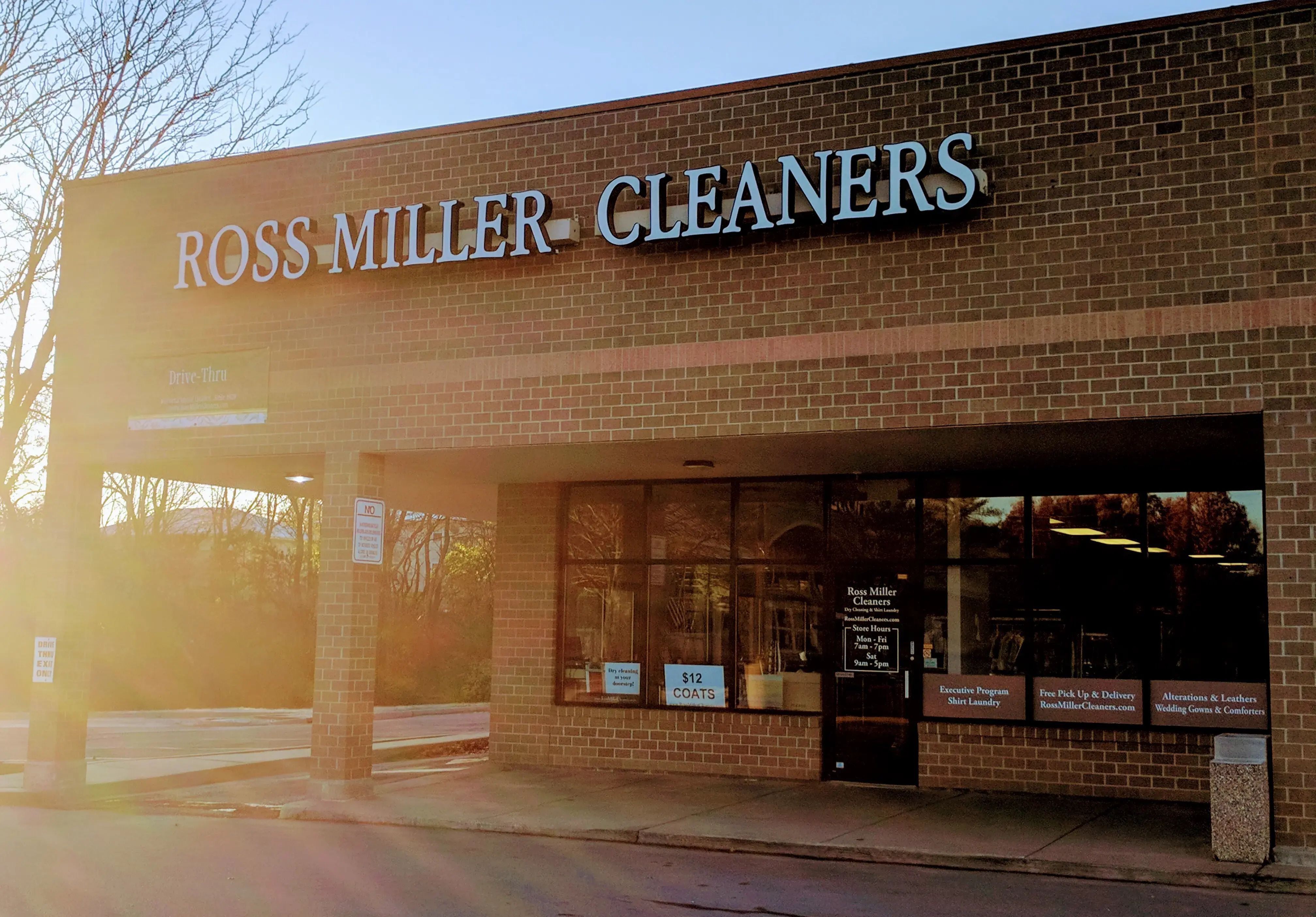Ross Miller Dry Cleaners - Lee's Summit location