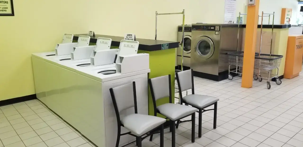Rotonda Laundry Land thumbnail 4