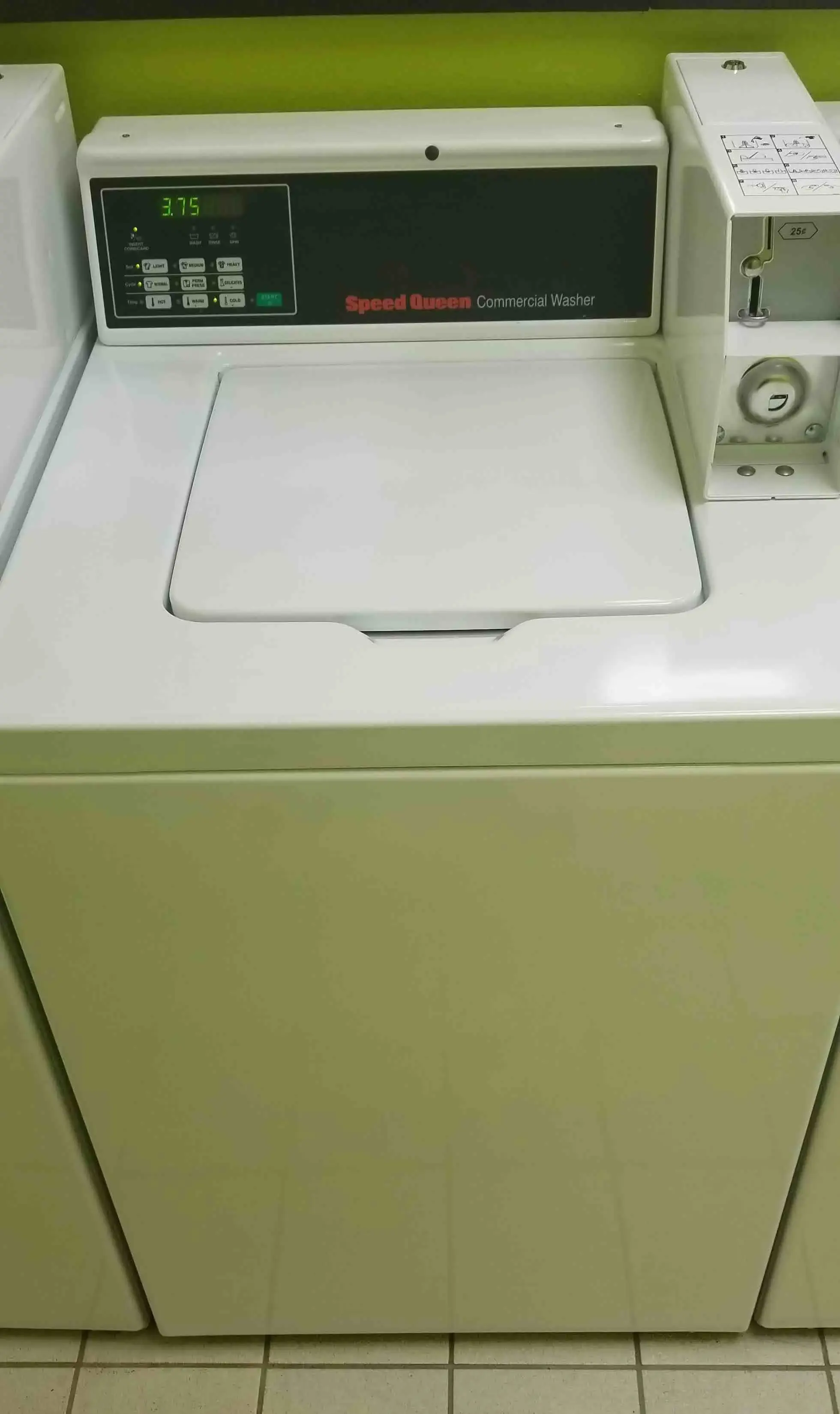 Rotonda Laundry Land - Image 12