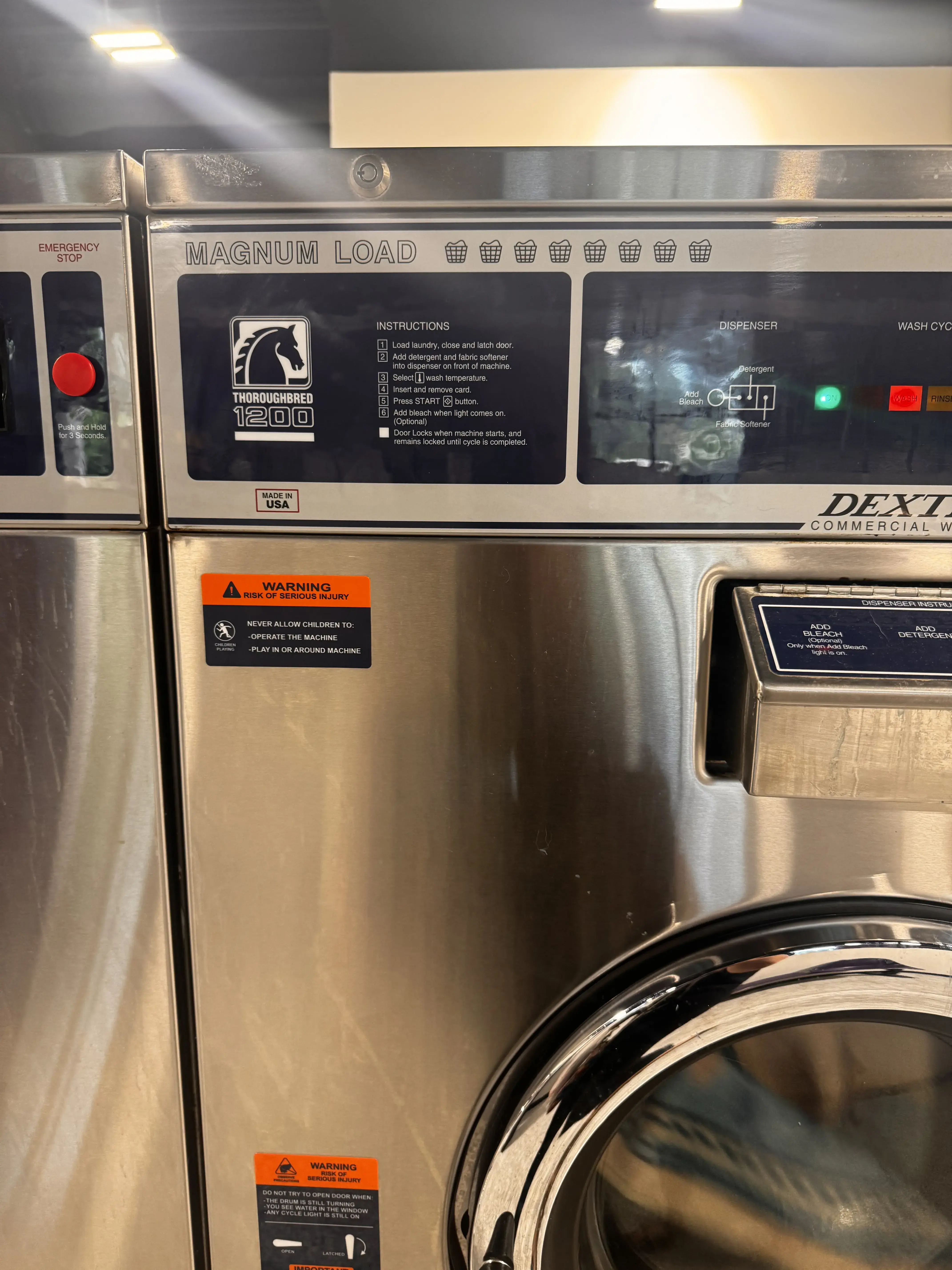 Royal Clean Laundromat - Image 9