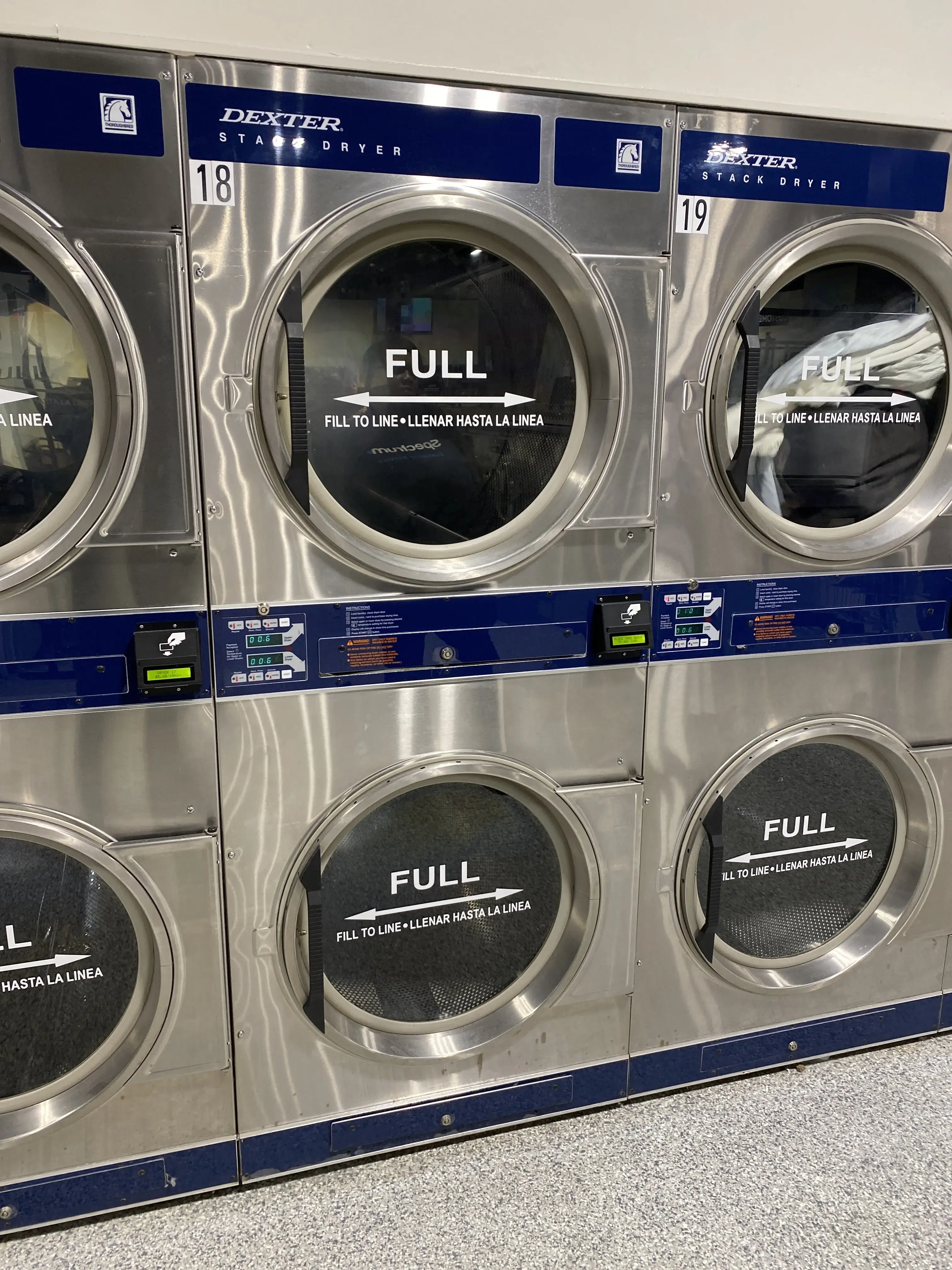 Royal Clean Laundromat - Image 17