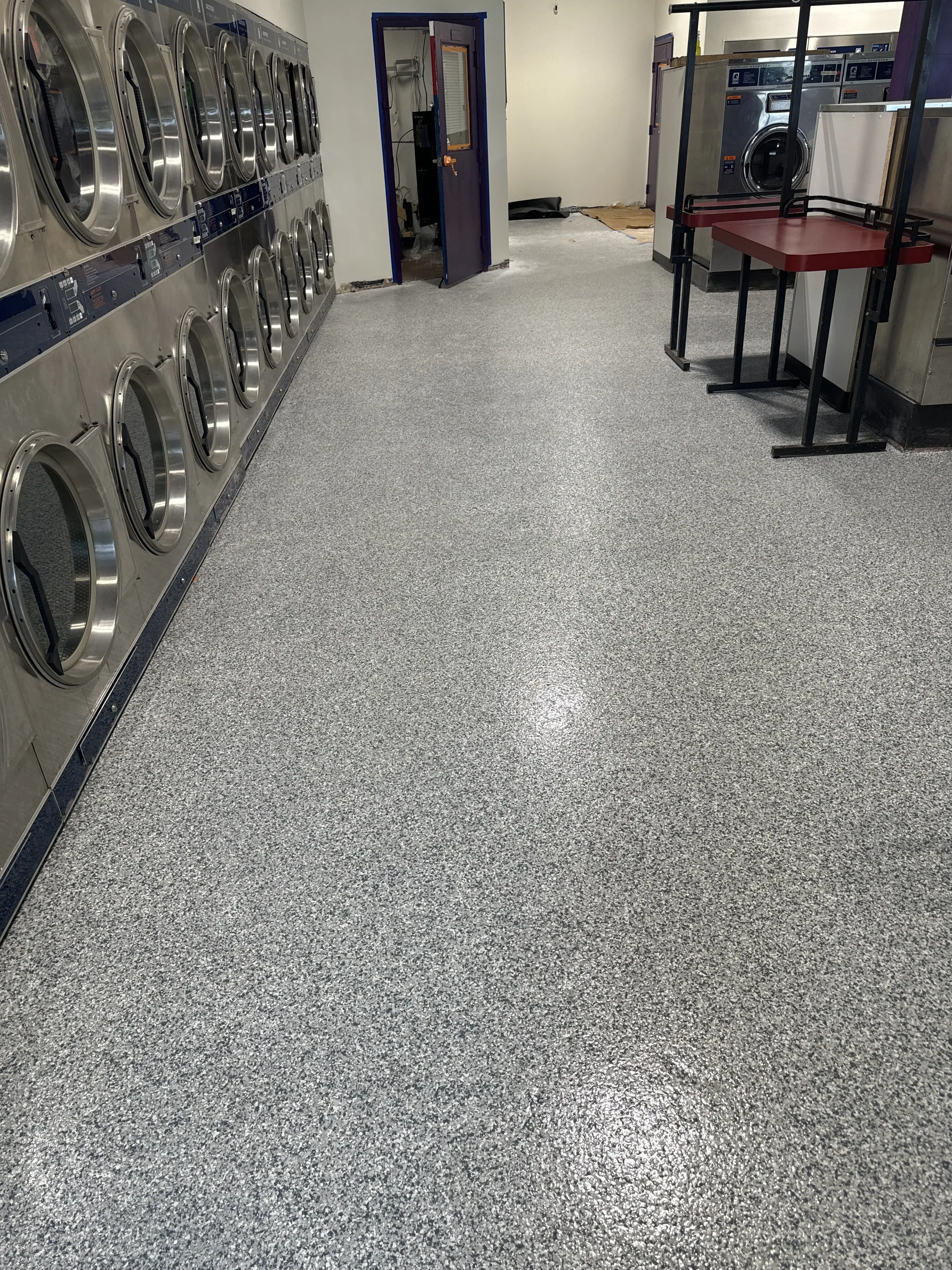 Royal Clean Laundromat thumbnail 12