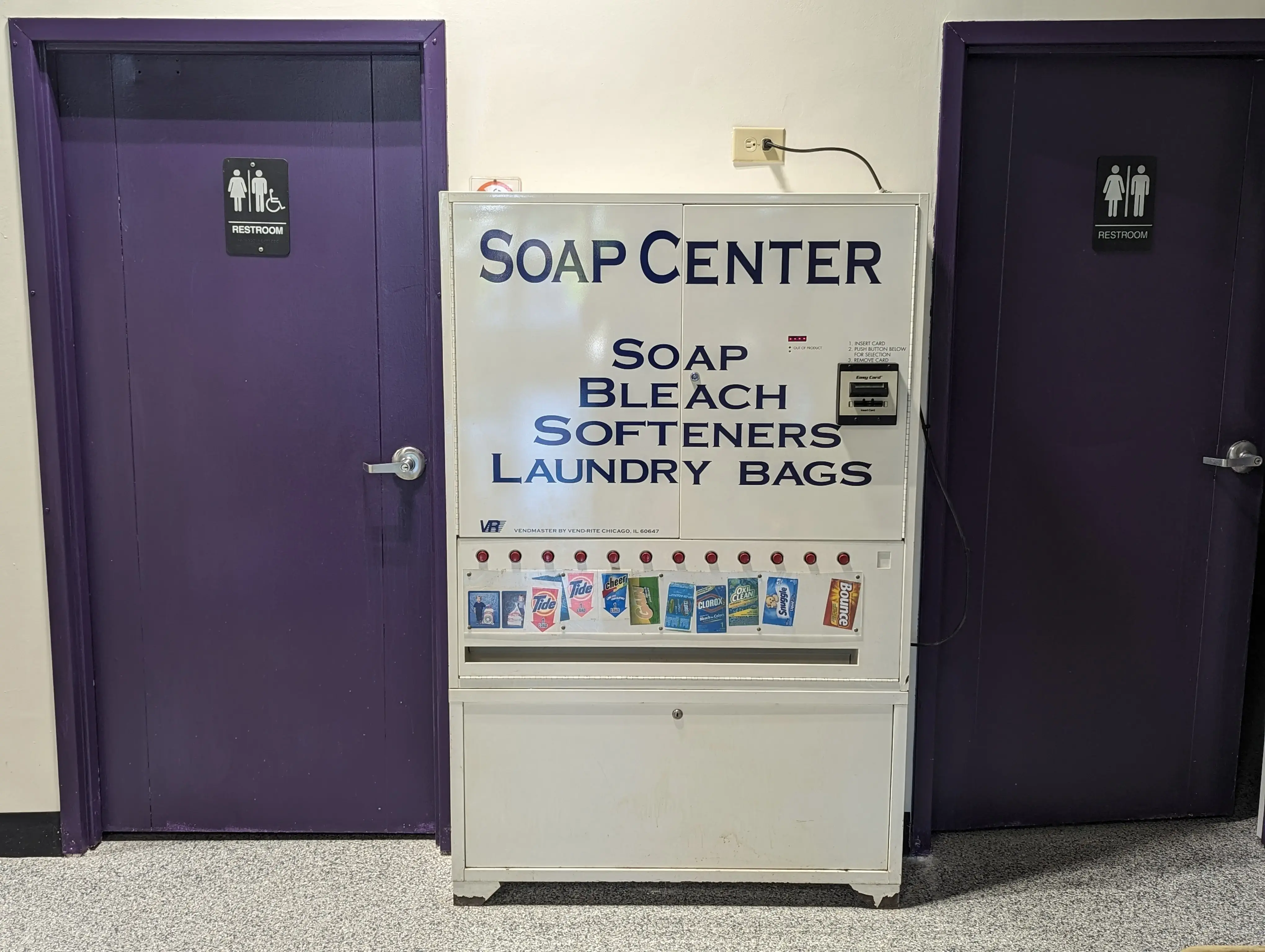 Royal Clean Laundromat thumbnail 6