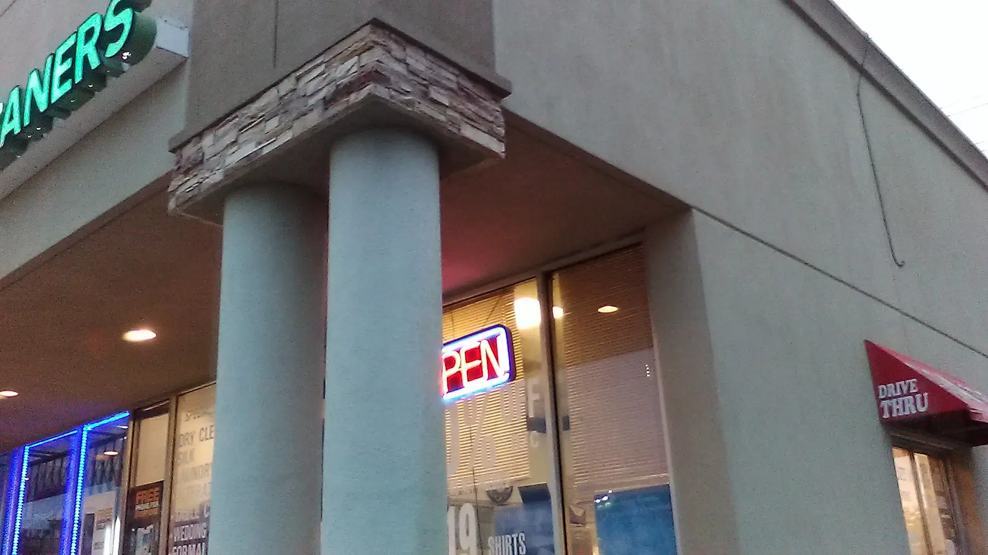 Royal Cleaners - Image 5