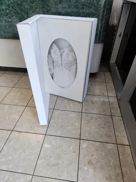 Royal Cleaners thumbnail 2