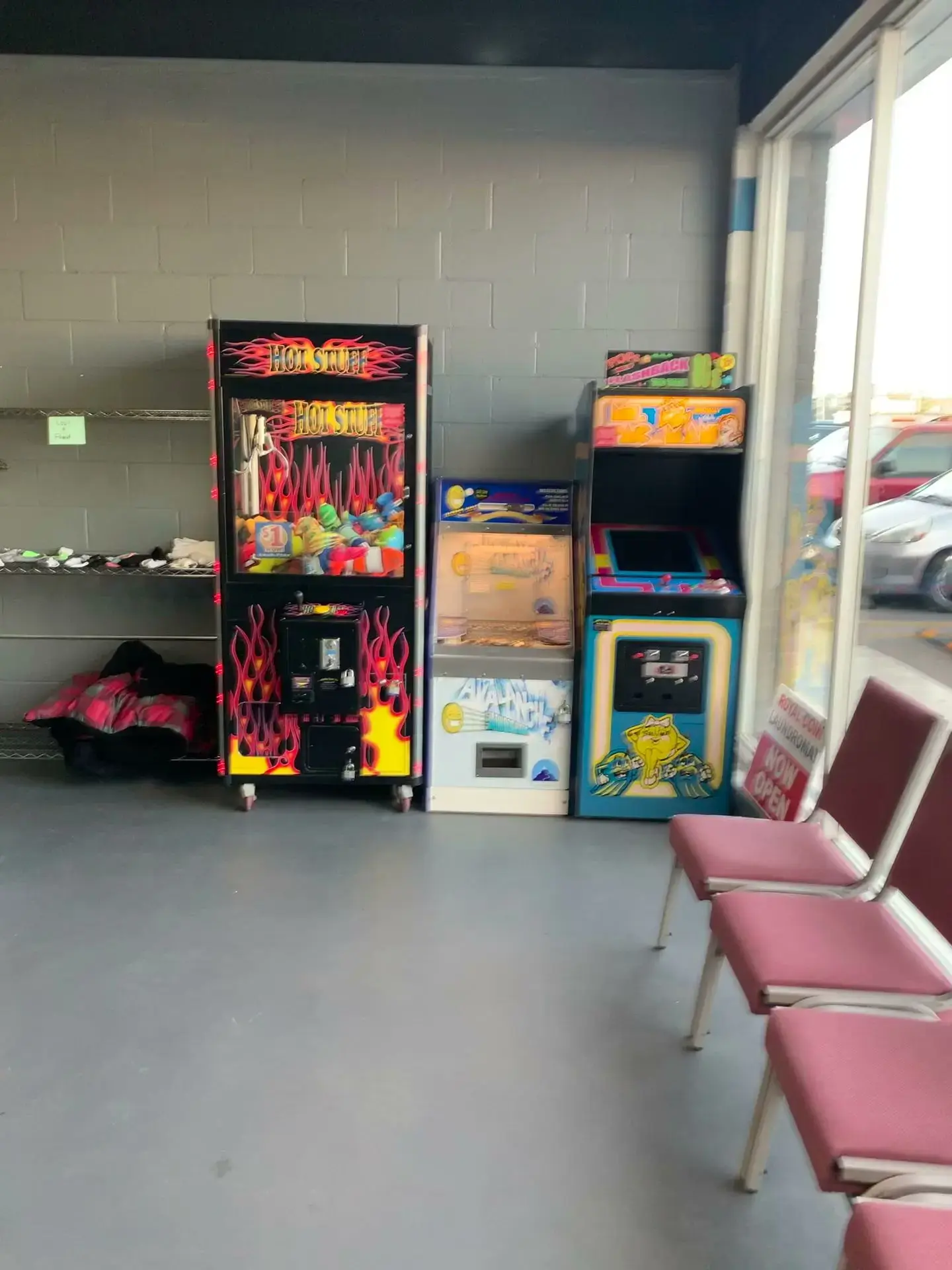 Royal Coin Laundromat thumbnail 2