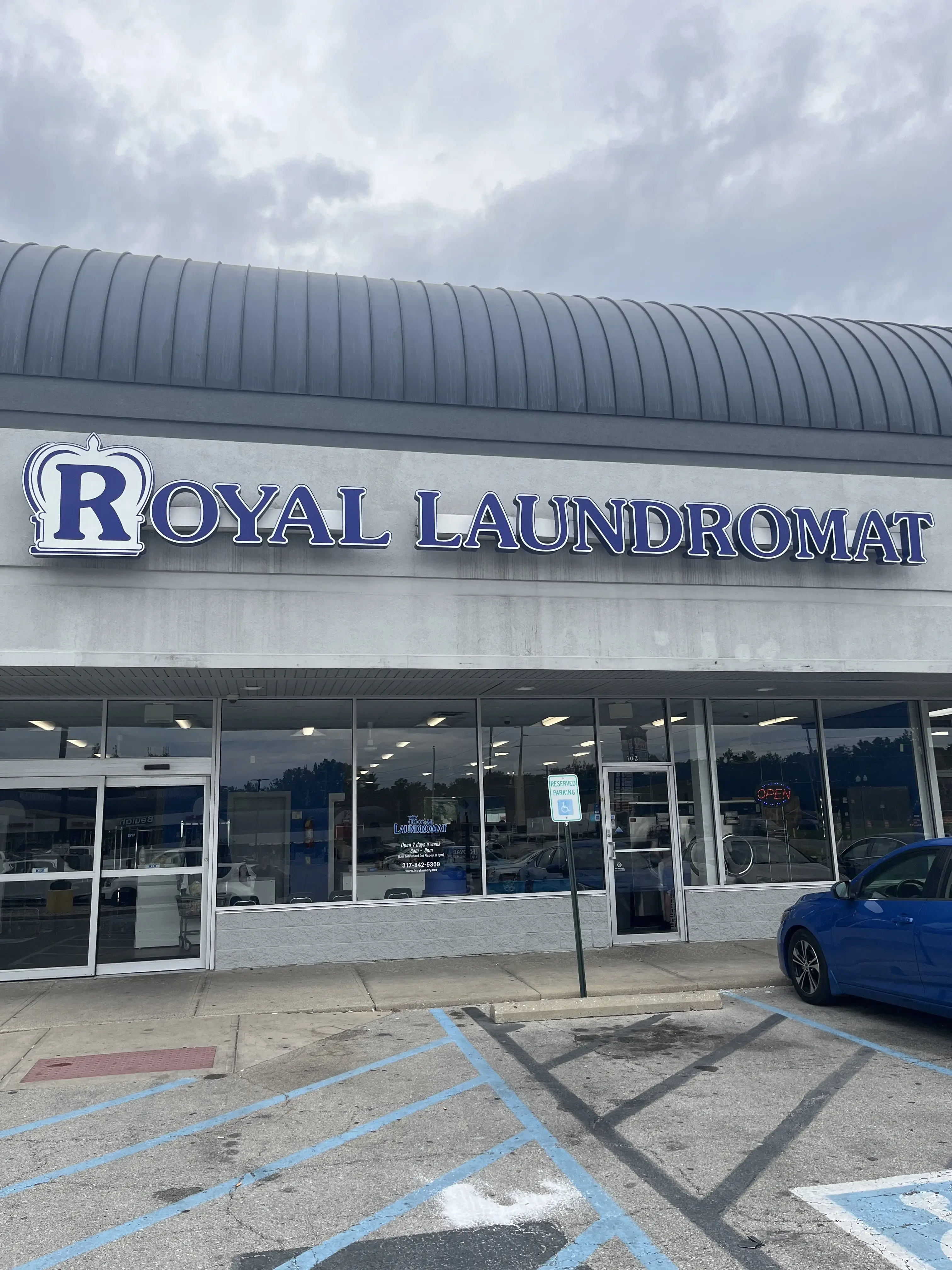 Royal Laundromat - Image 16