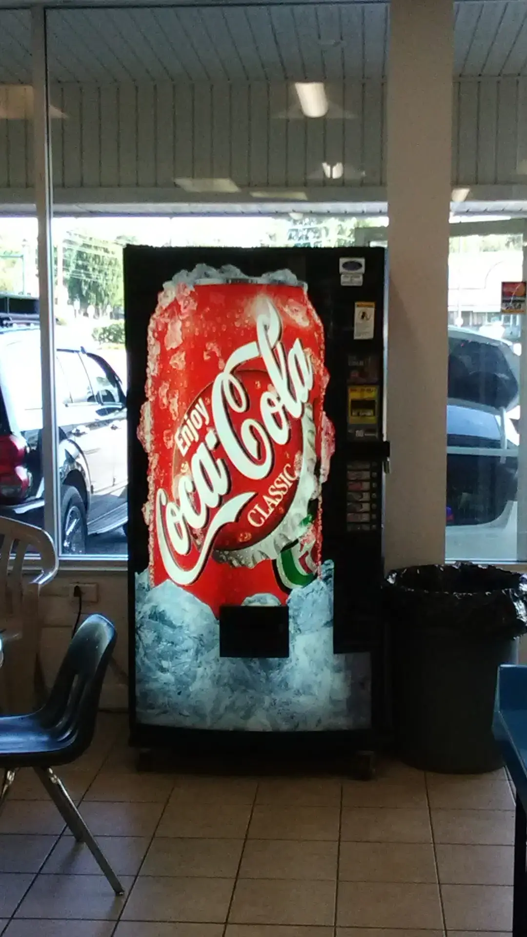 Royal Laundromat - Image 15