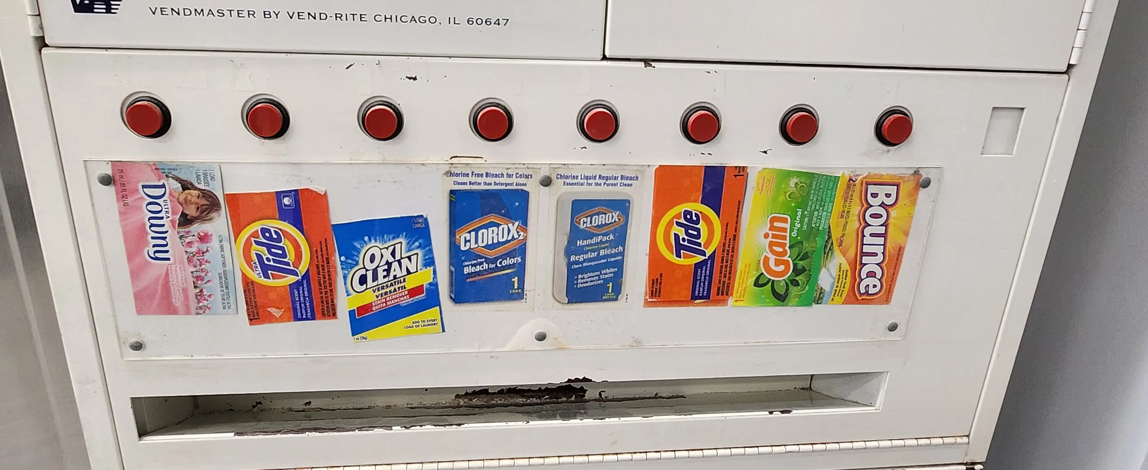 Royal Laundromat - Image 11