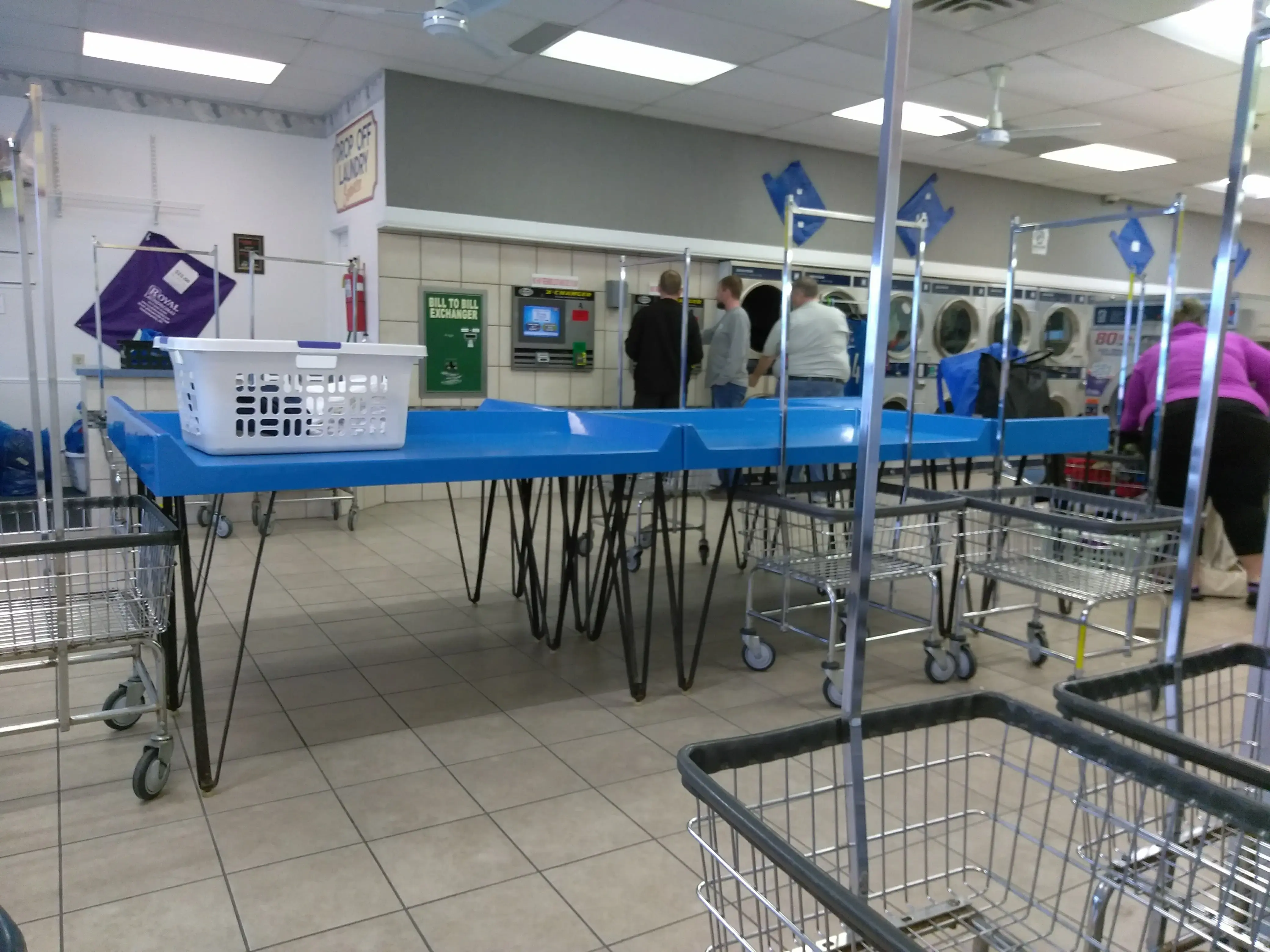 Royal Laundromat - Image 13