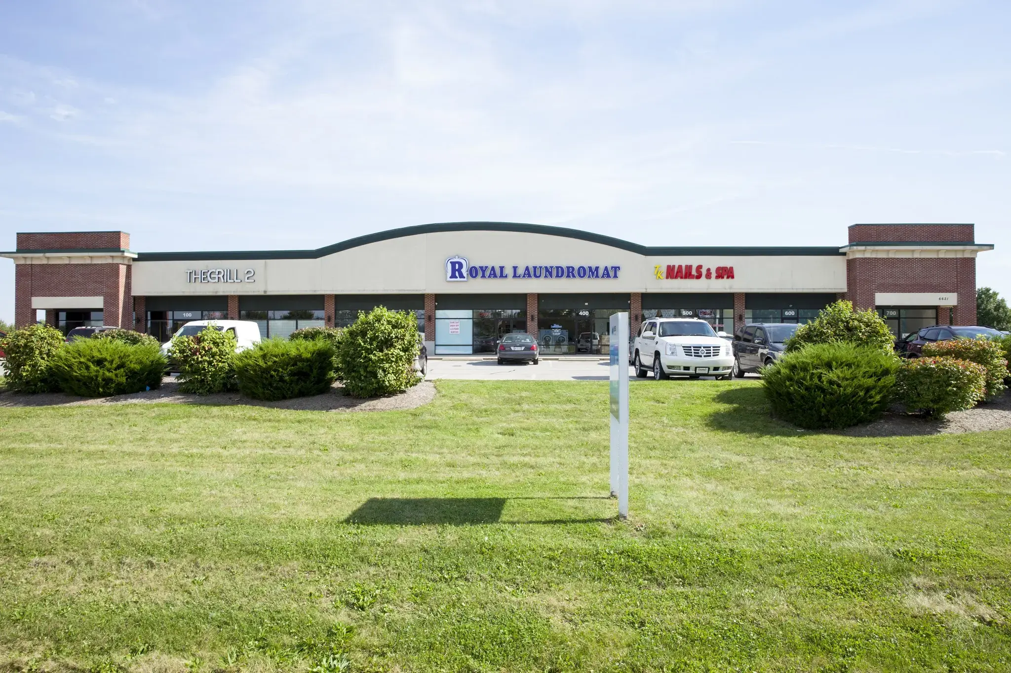 Royal Laundromat - Image 1