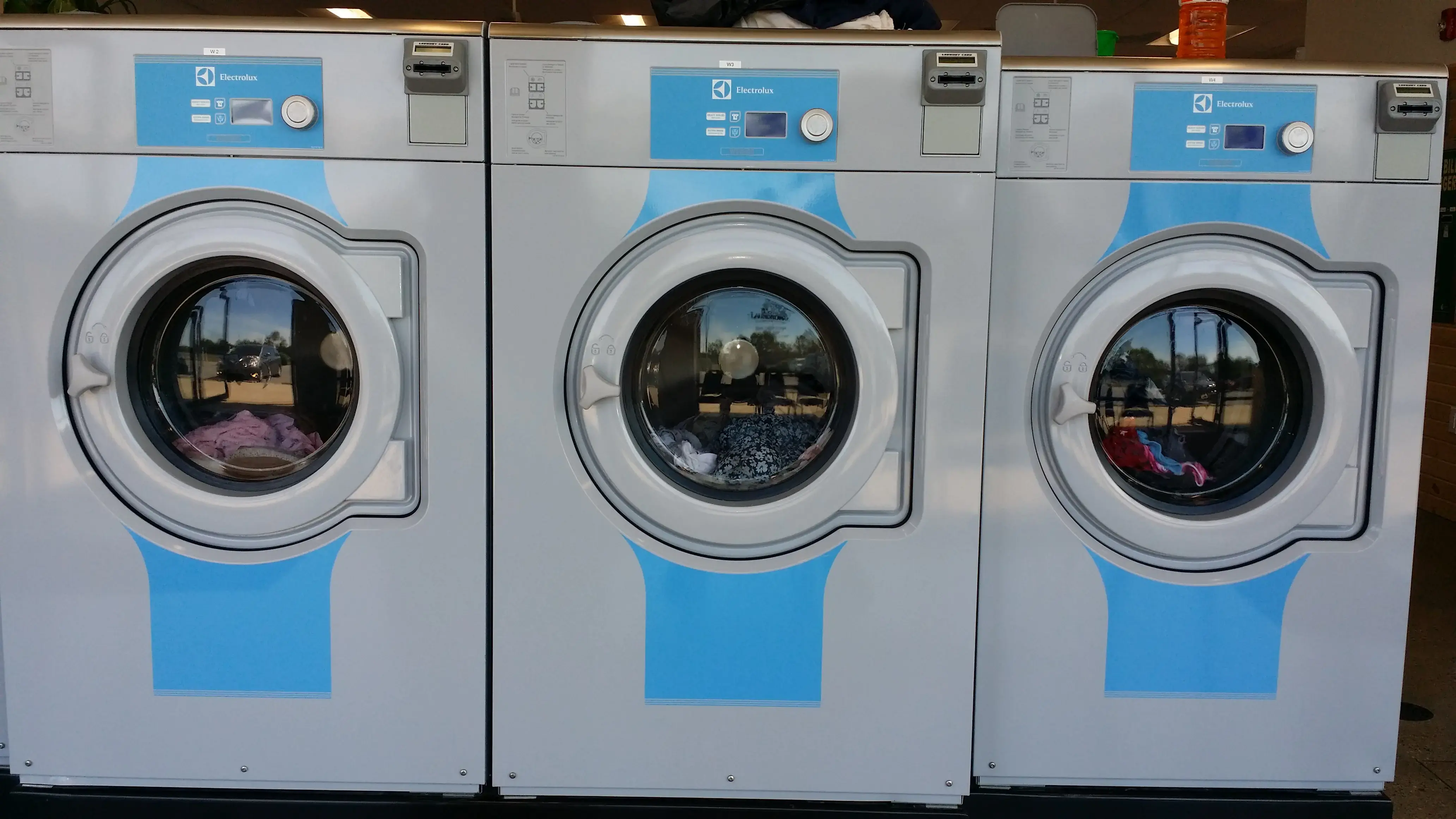 Royal Laundromat - Image 14