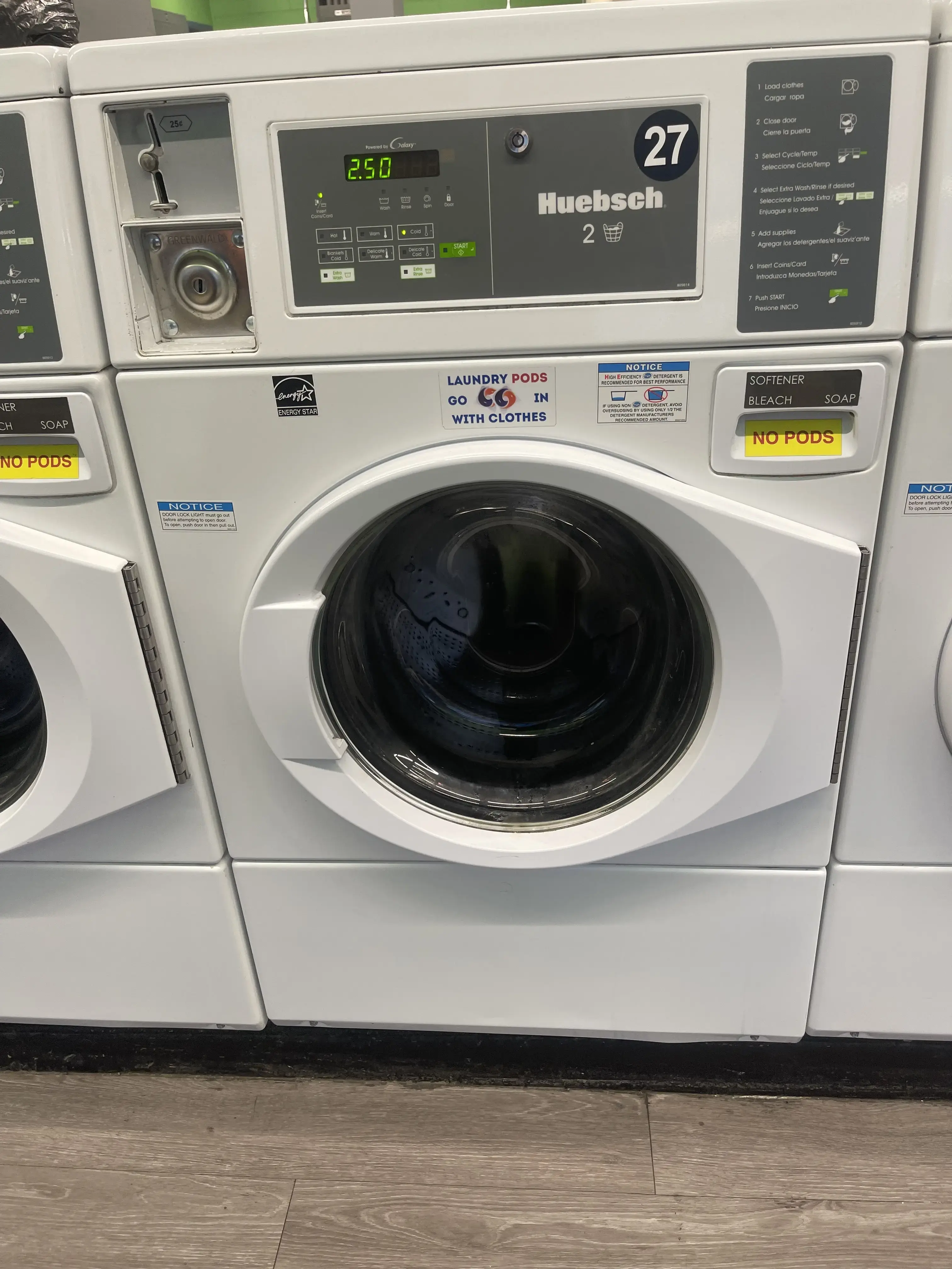 Royal Laundromat thumbnail 2