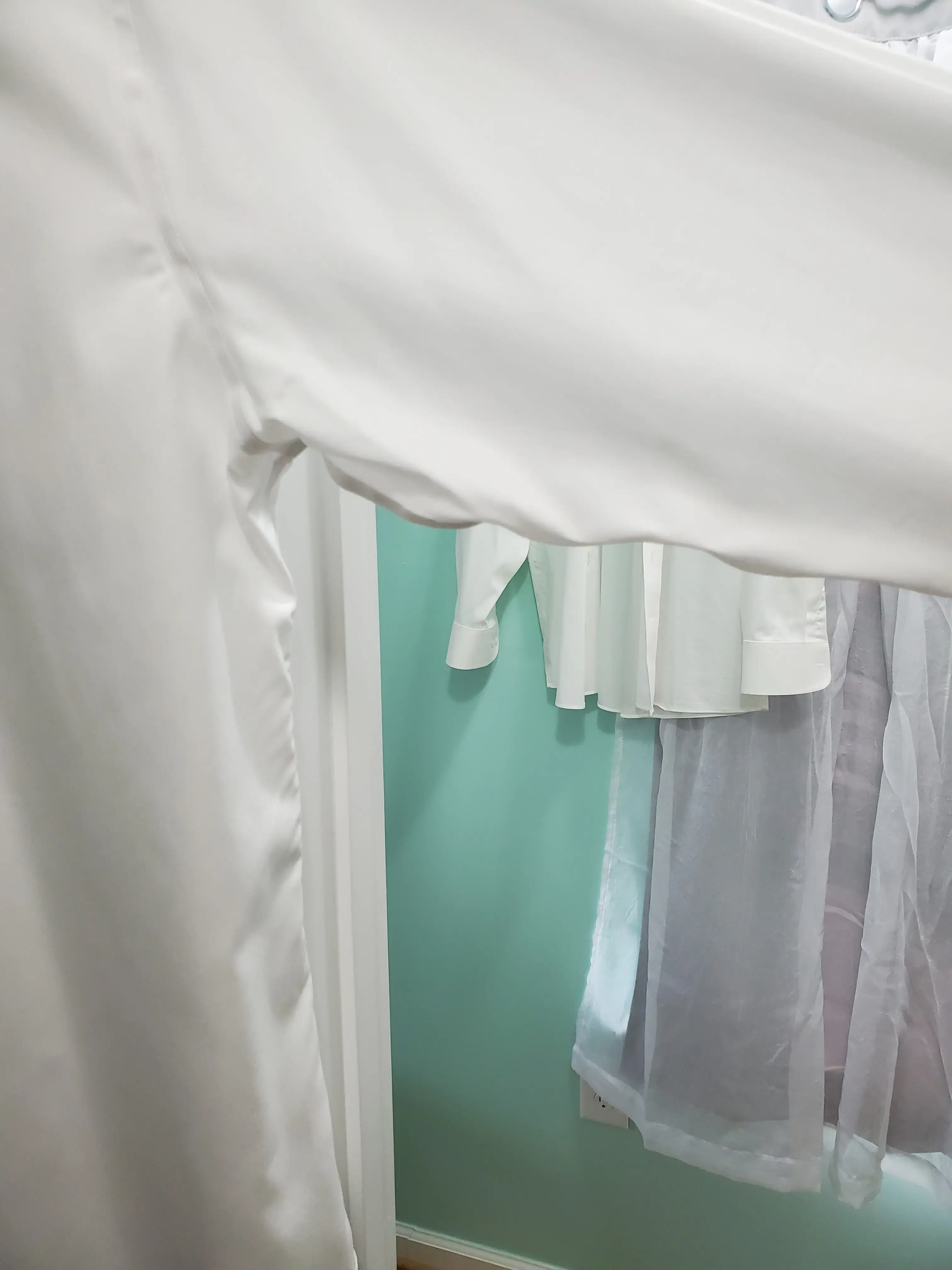 Royal Palace Cleaners & Laundry - Image 6