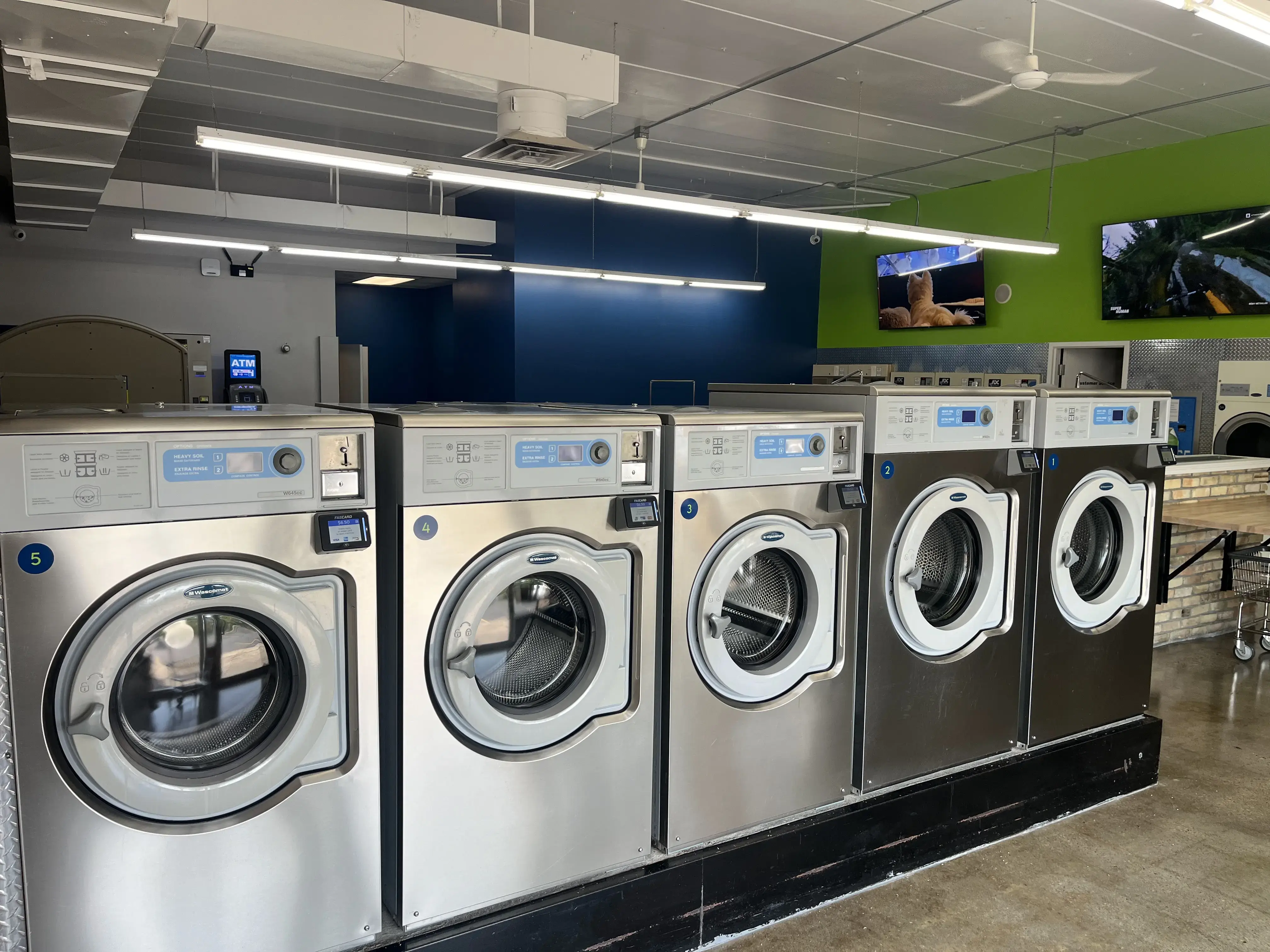 Royal Wash House thumbnail 7