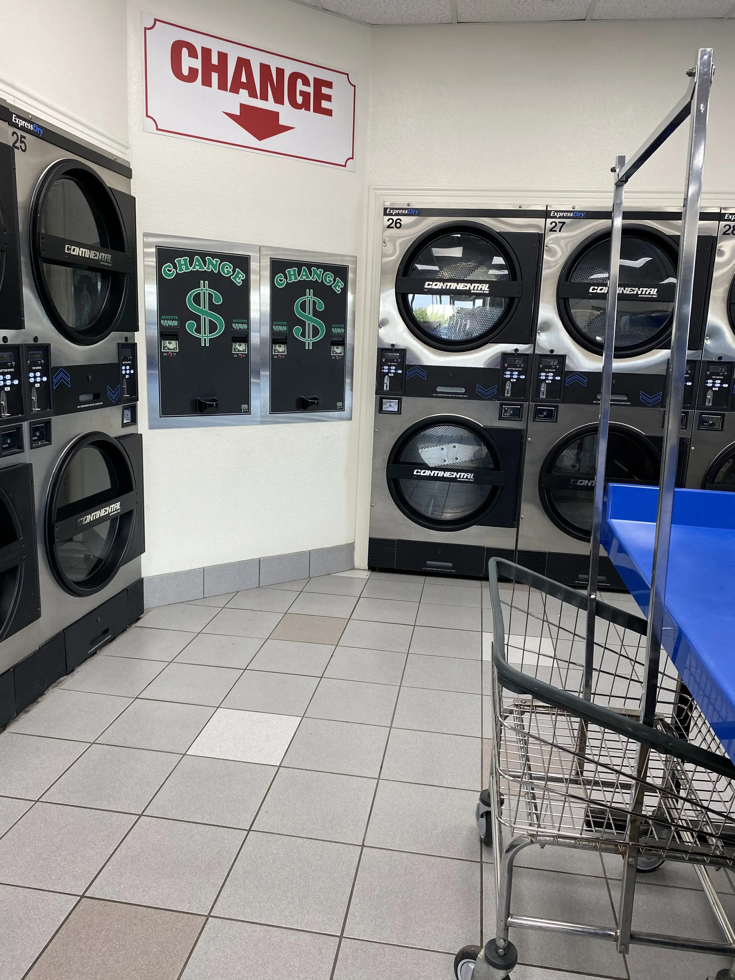 Roy's Wash-N-Dry - Image 3
