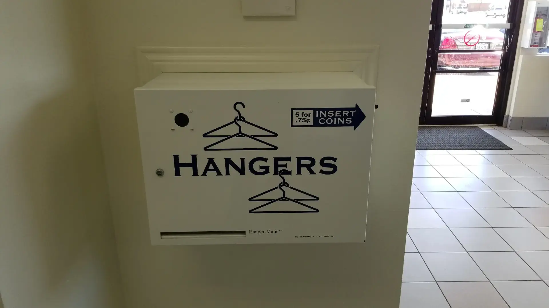 Roy's Wash-N-Dry - Image 8
