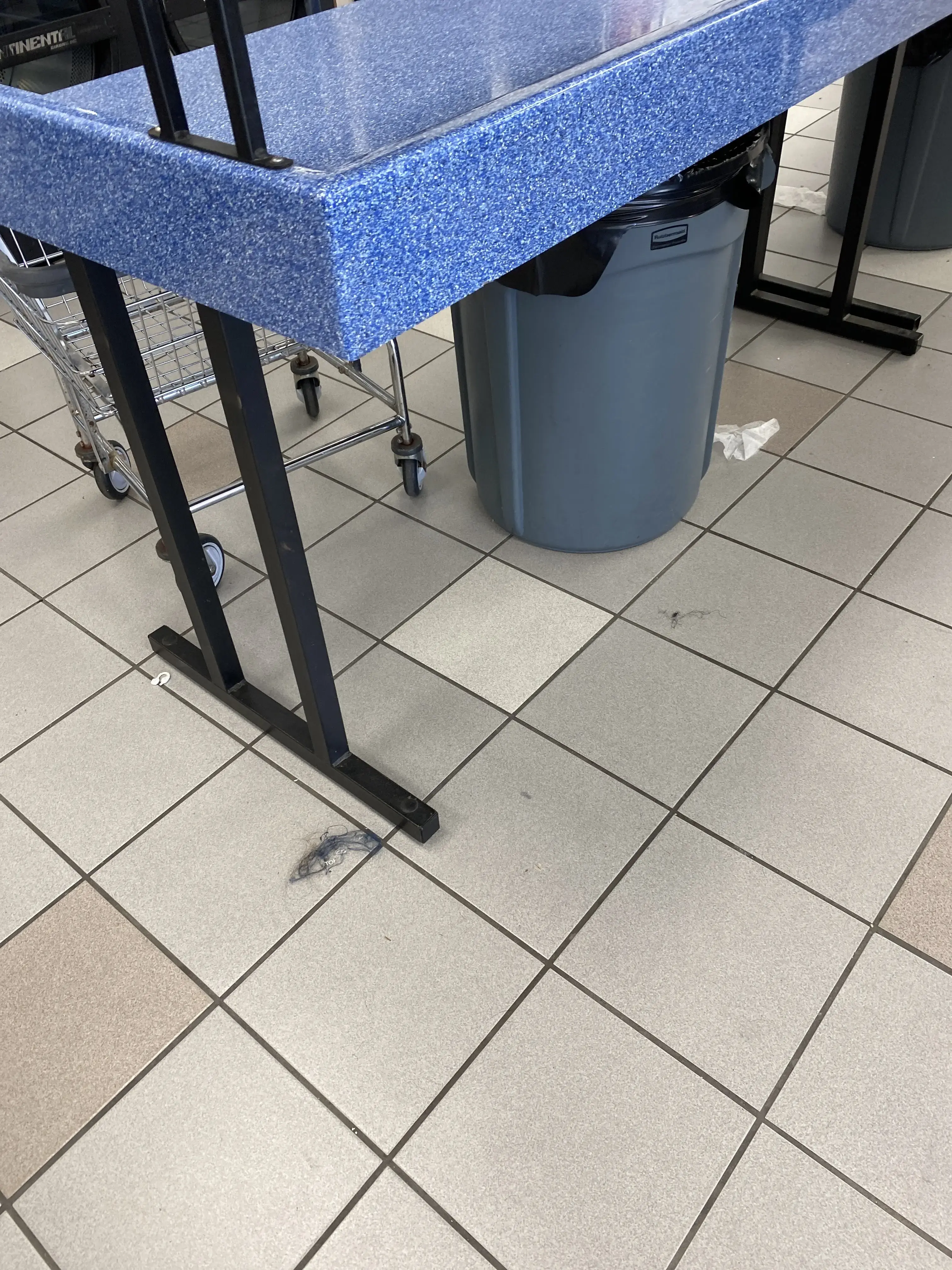 Roy's Wash-N-Dry thumbnail 6