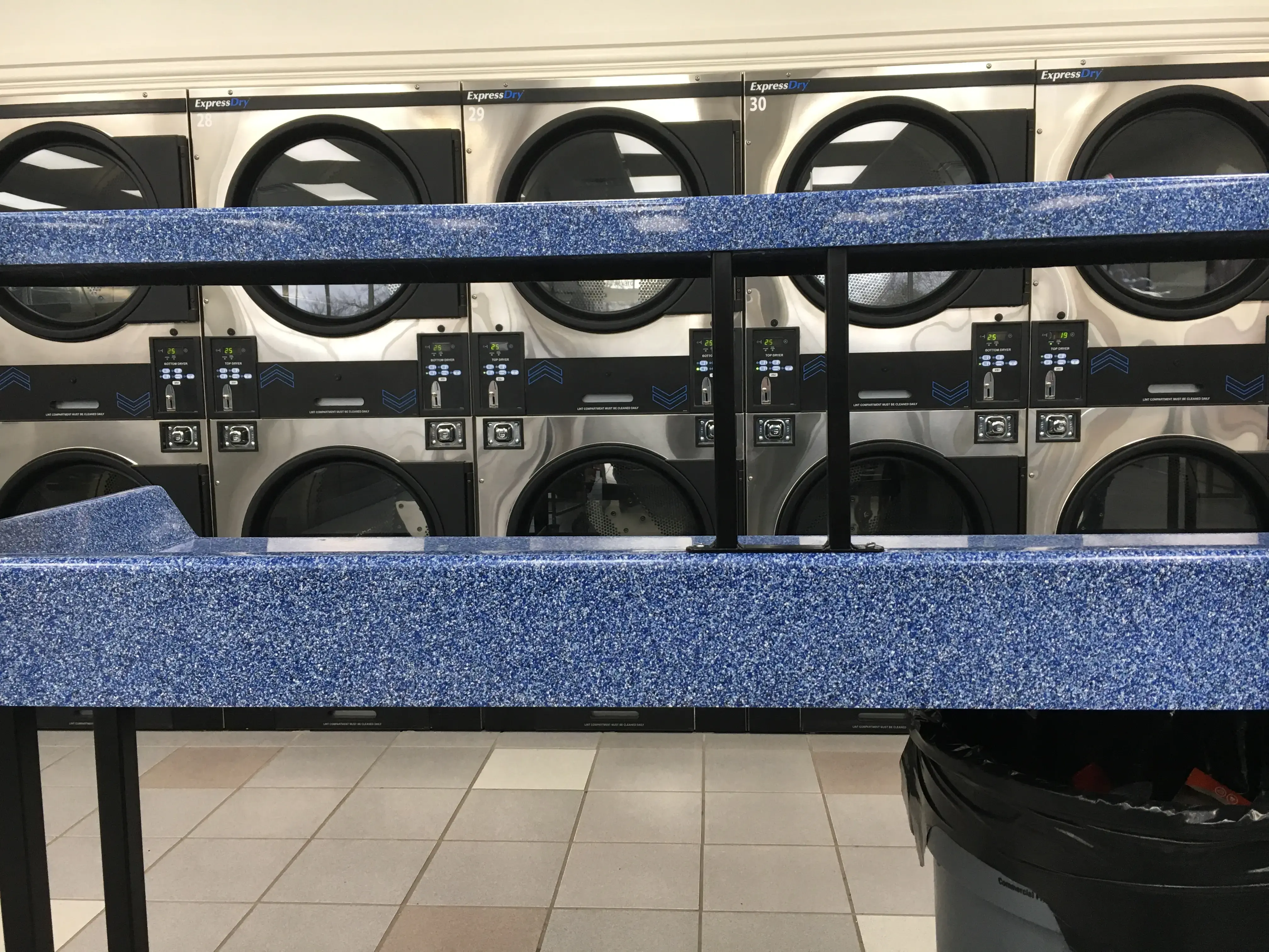 Roy's Wash-N-Dry - Image 8