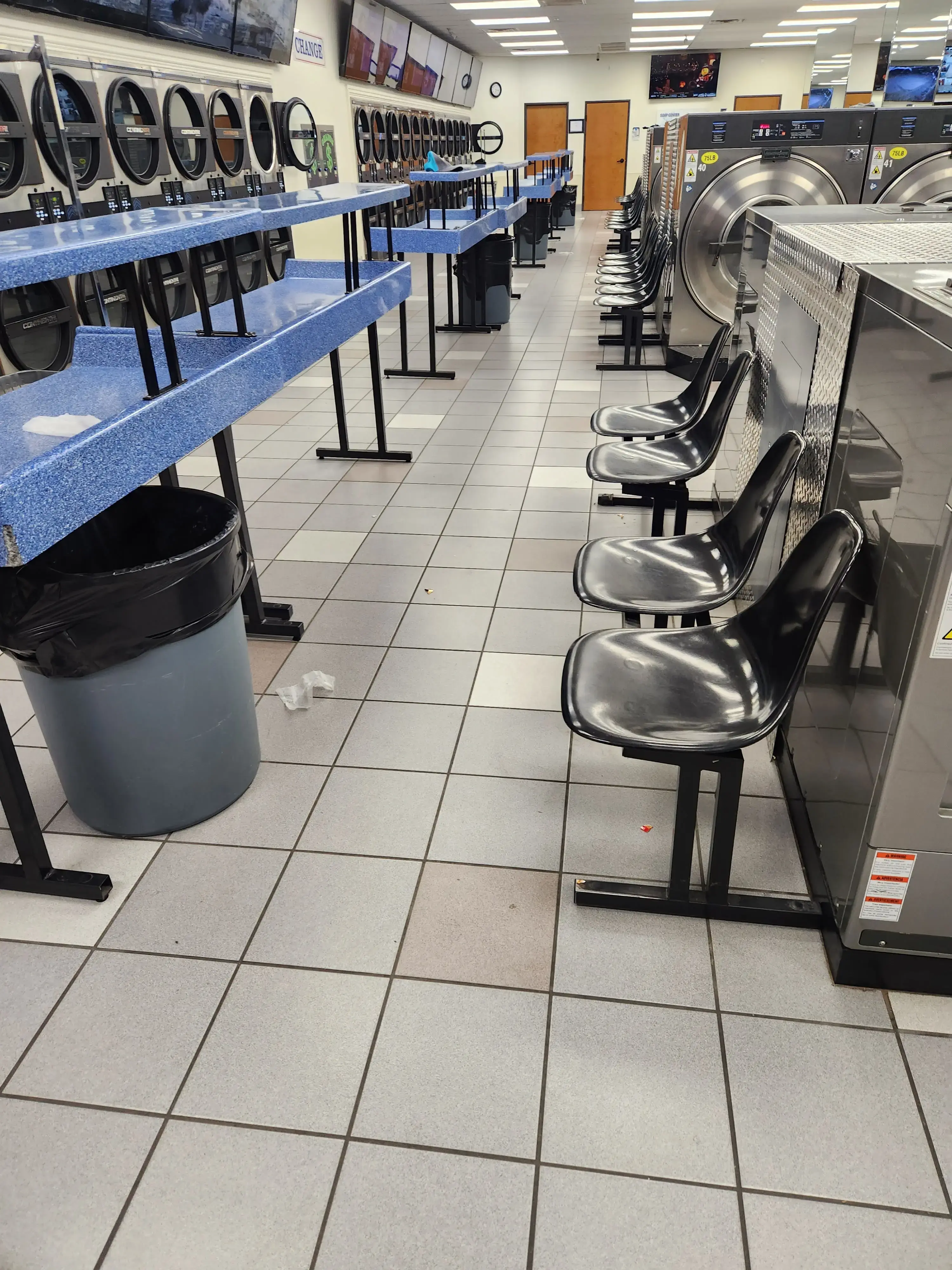 Roy's Wash-N-Dry thumbnail 2