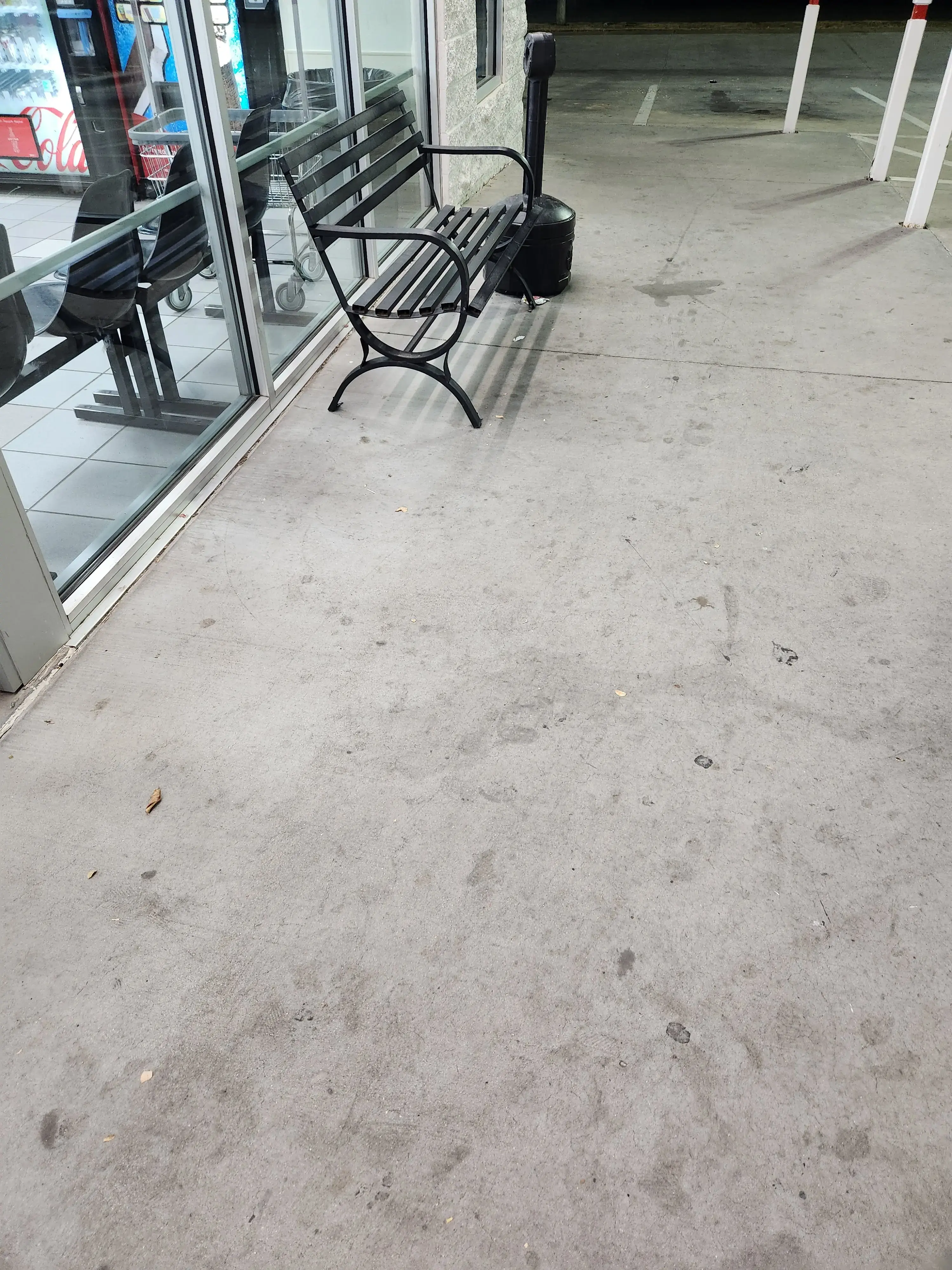 Roy's Wash-N-Dry - Image 7