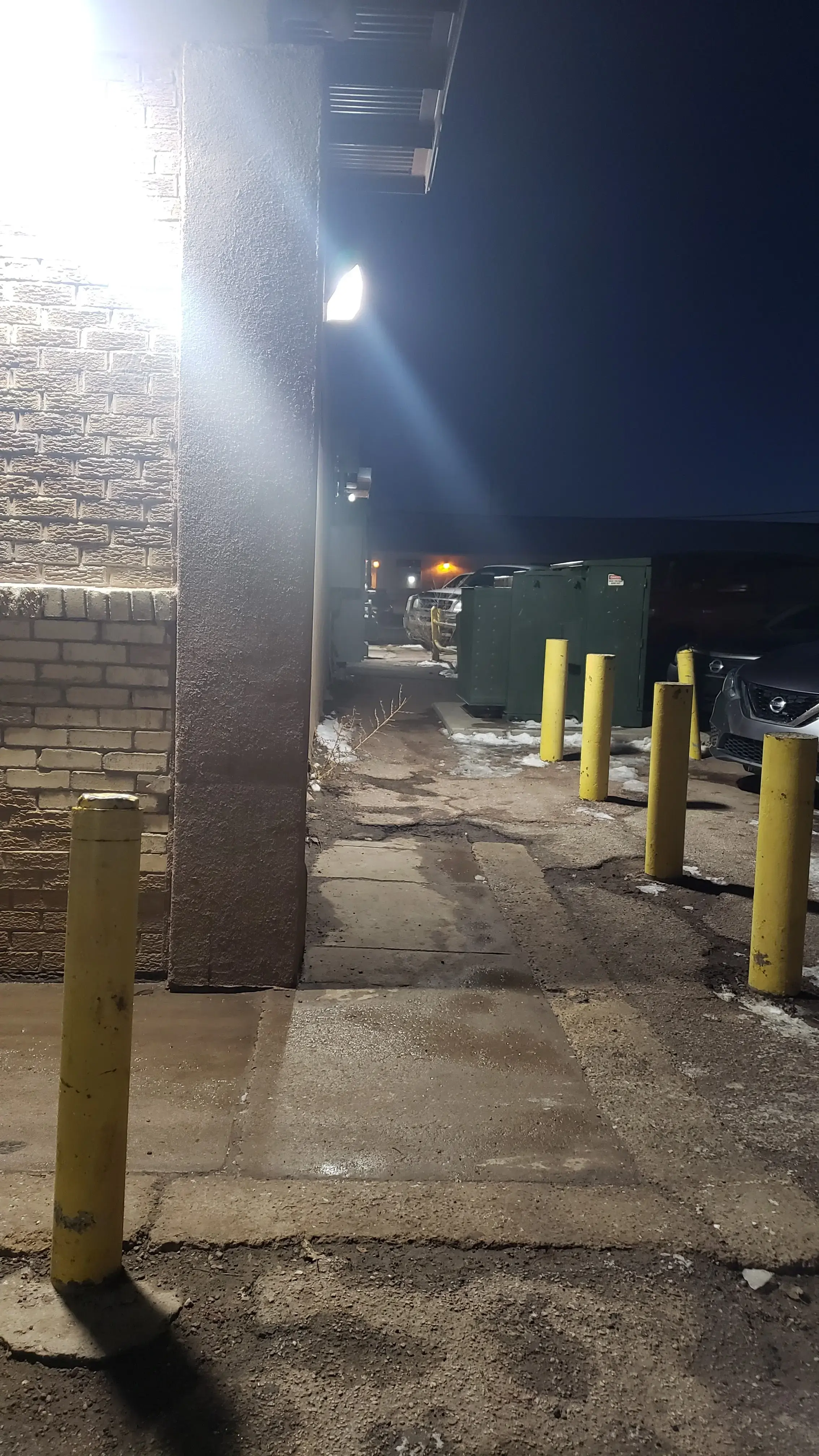 Rte. 66 Laundry - Image 6