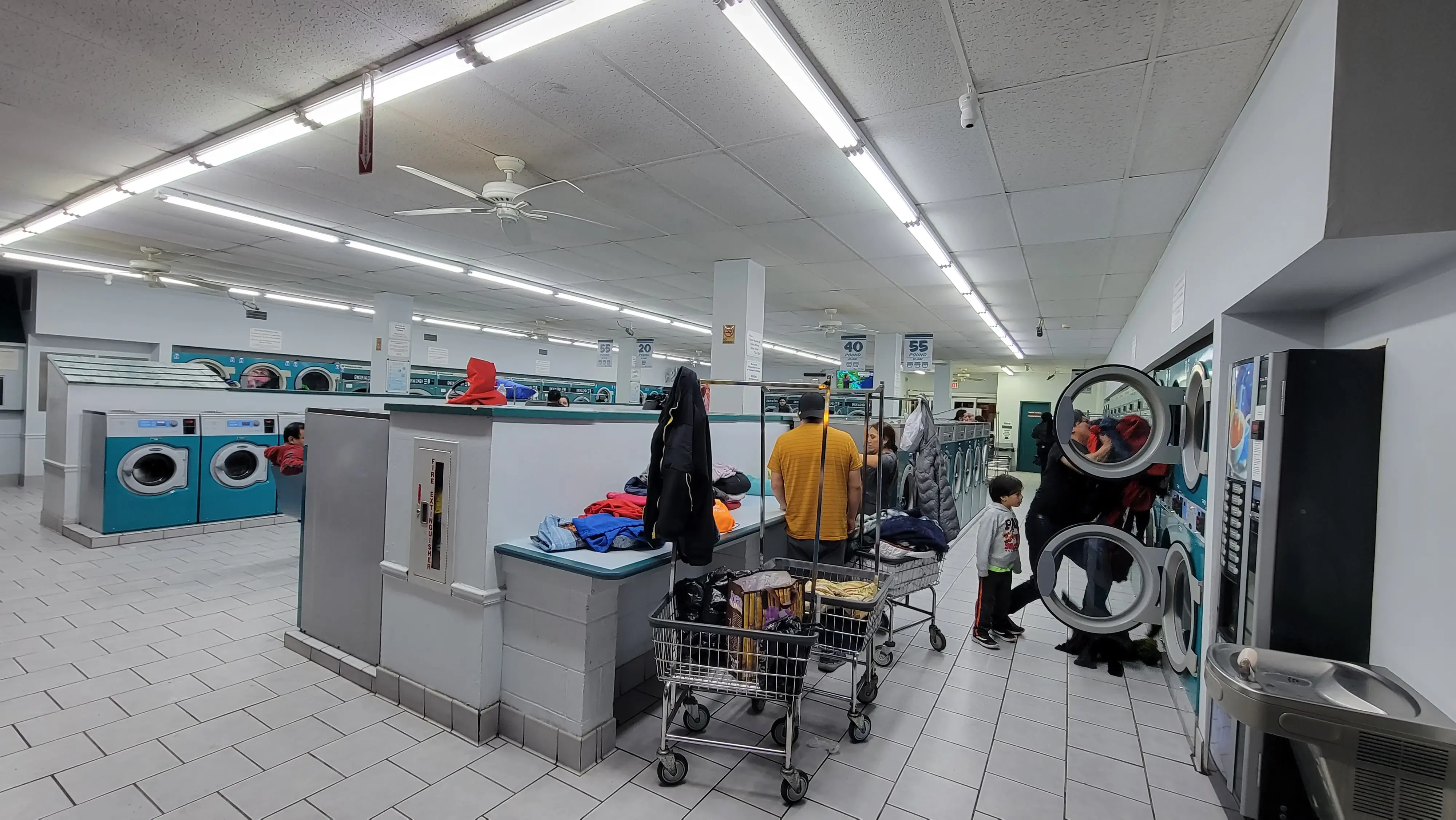 Rub-A-Dub Self-Service Laundry - Image 4