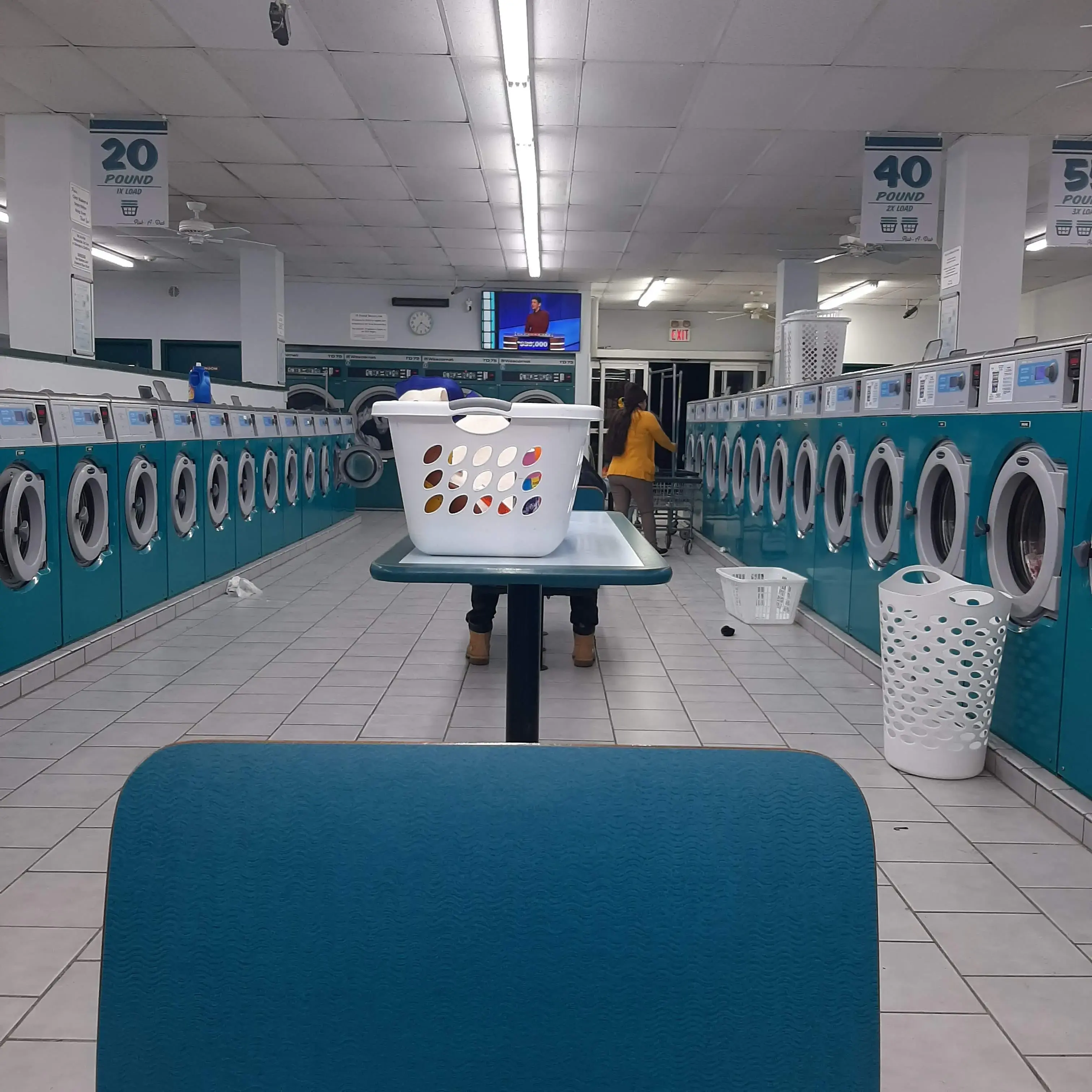 Rub-A-Dub Self-Service Laundry - Image 10